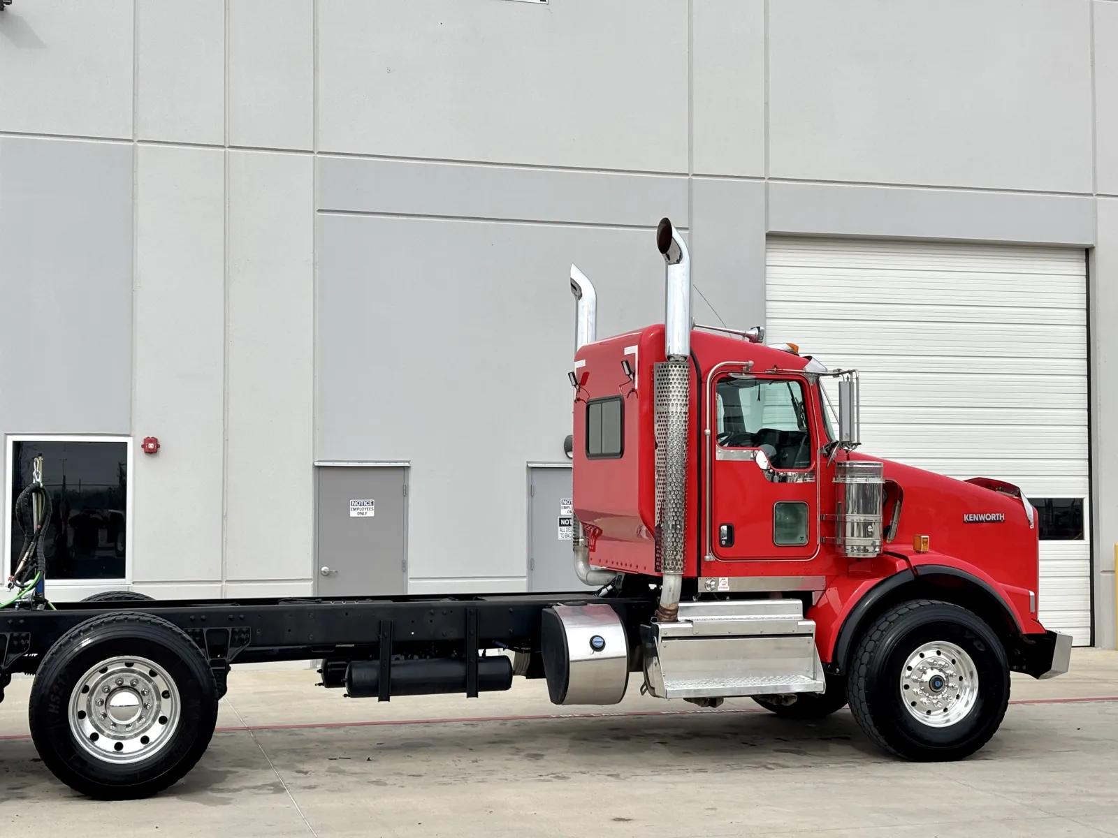 2020 Kenworth T800 in Hutchins, TX — photo 7