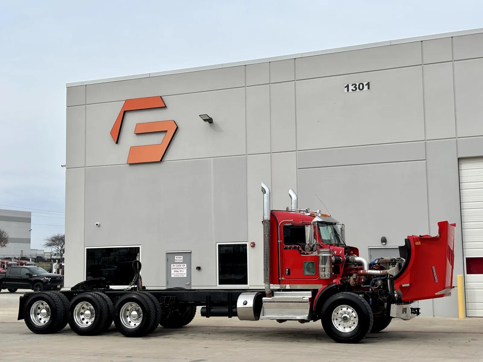 2020 Kenworth T800 in Hutchins, TX — photo 9