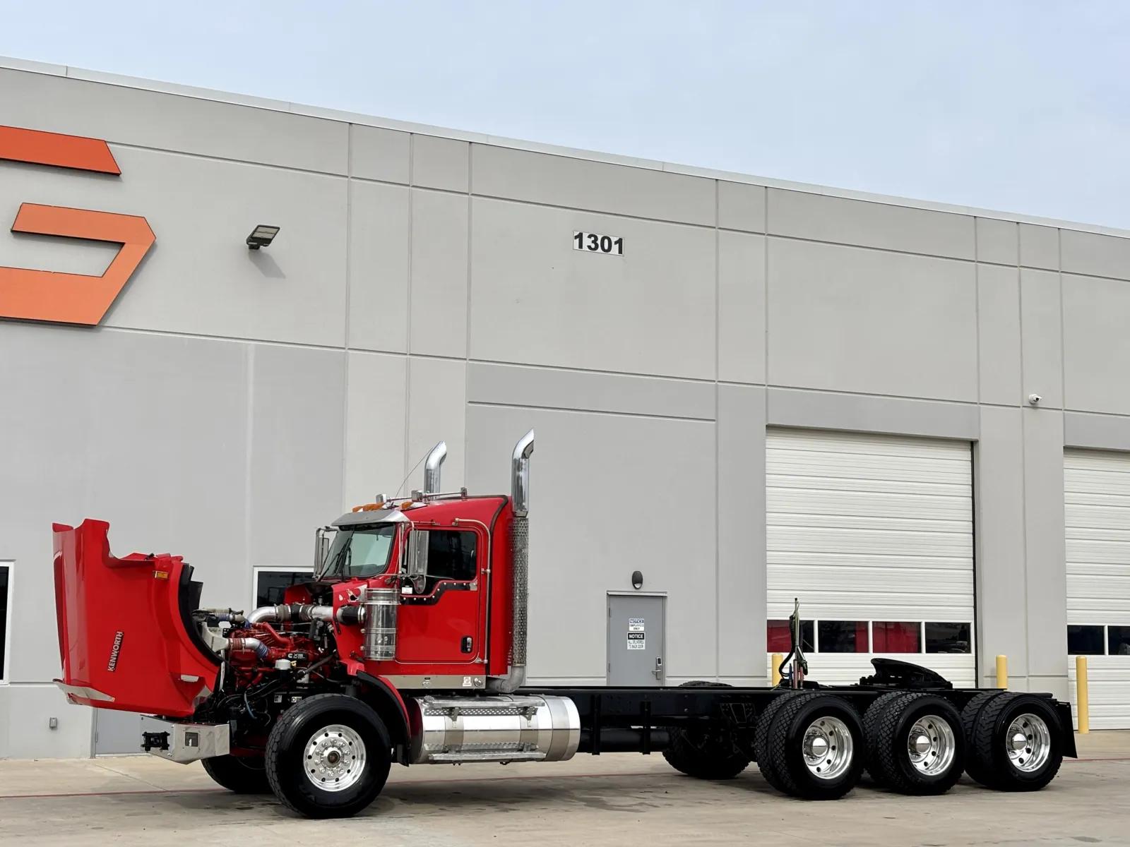 2020 Kenworth T800 in Hutchins, TX — photo 10