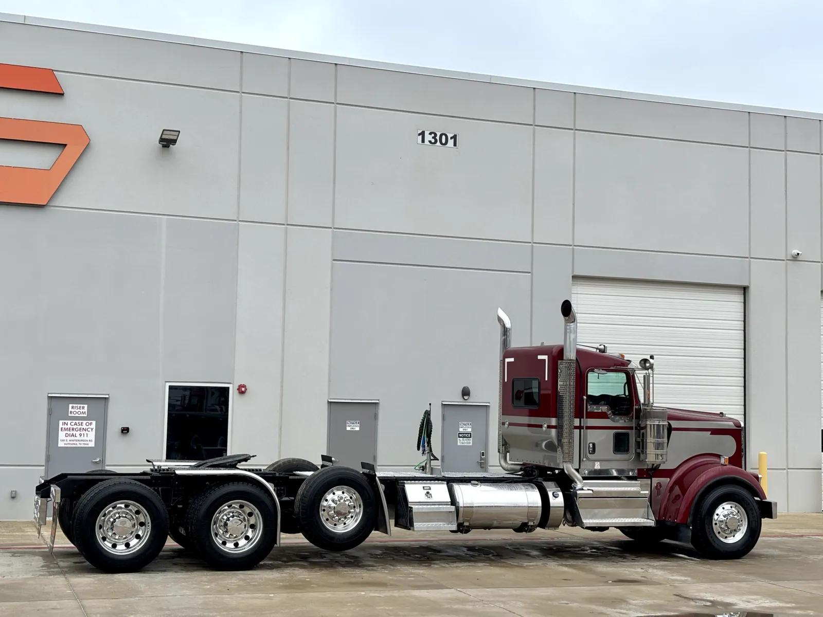 2018 Kenworth W900 in Hutchins, TX — photo 5