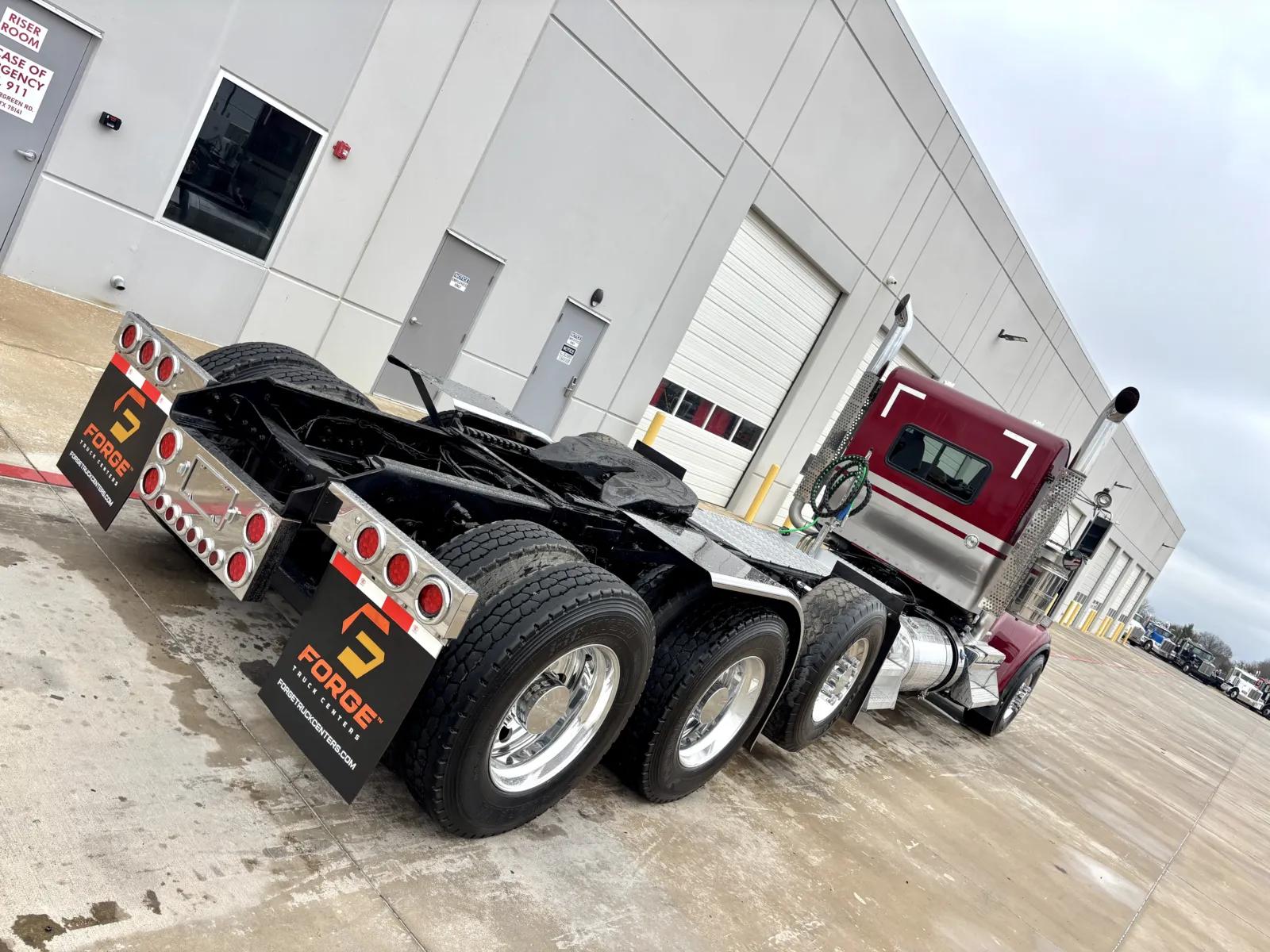 2018 Kenworth W900 in Hutchins, TX — photo 11