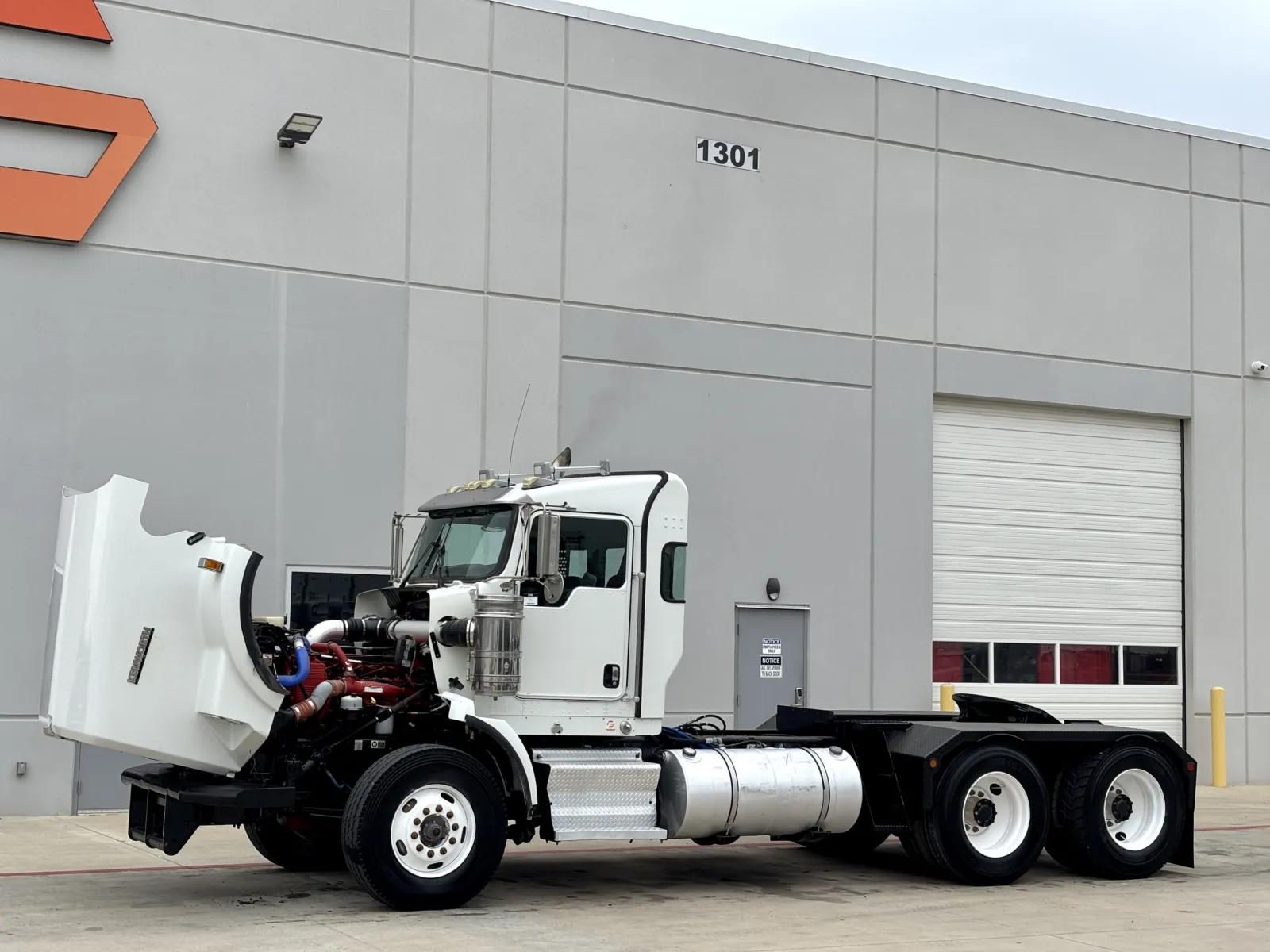 2013 Kenworth T800 in Hutchins, TX — photo 10