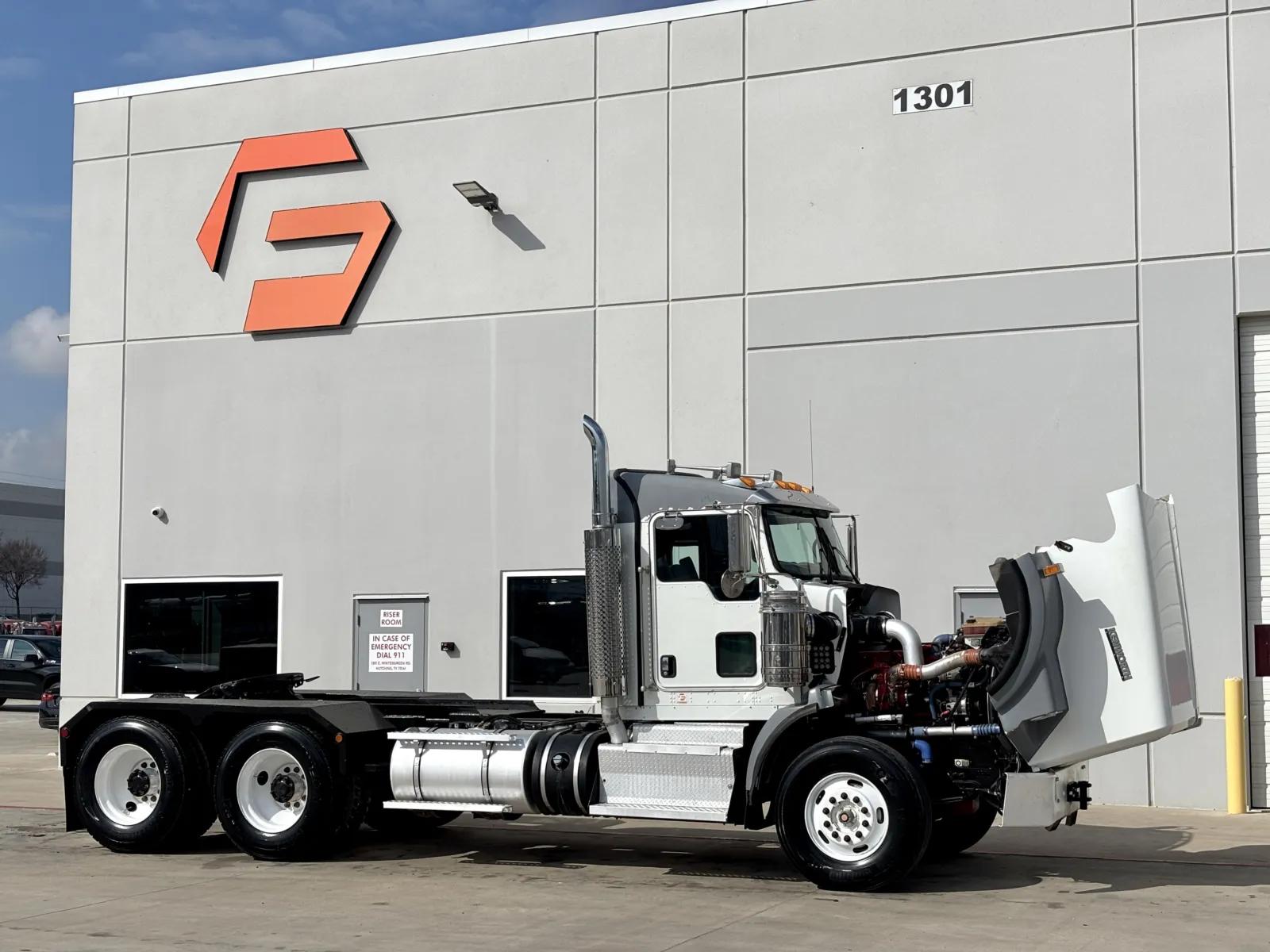 2013 Kenworth T800 in Hutchins, TX — photo 9