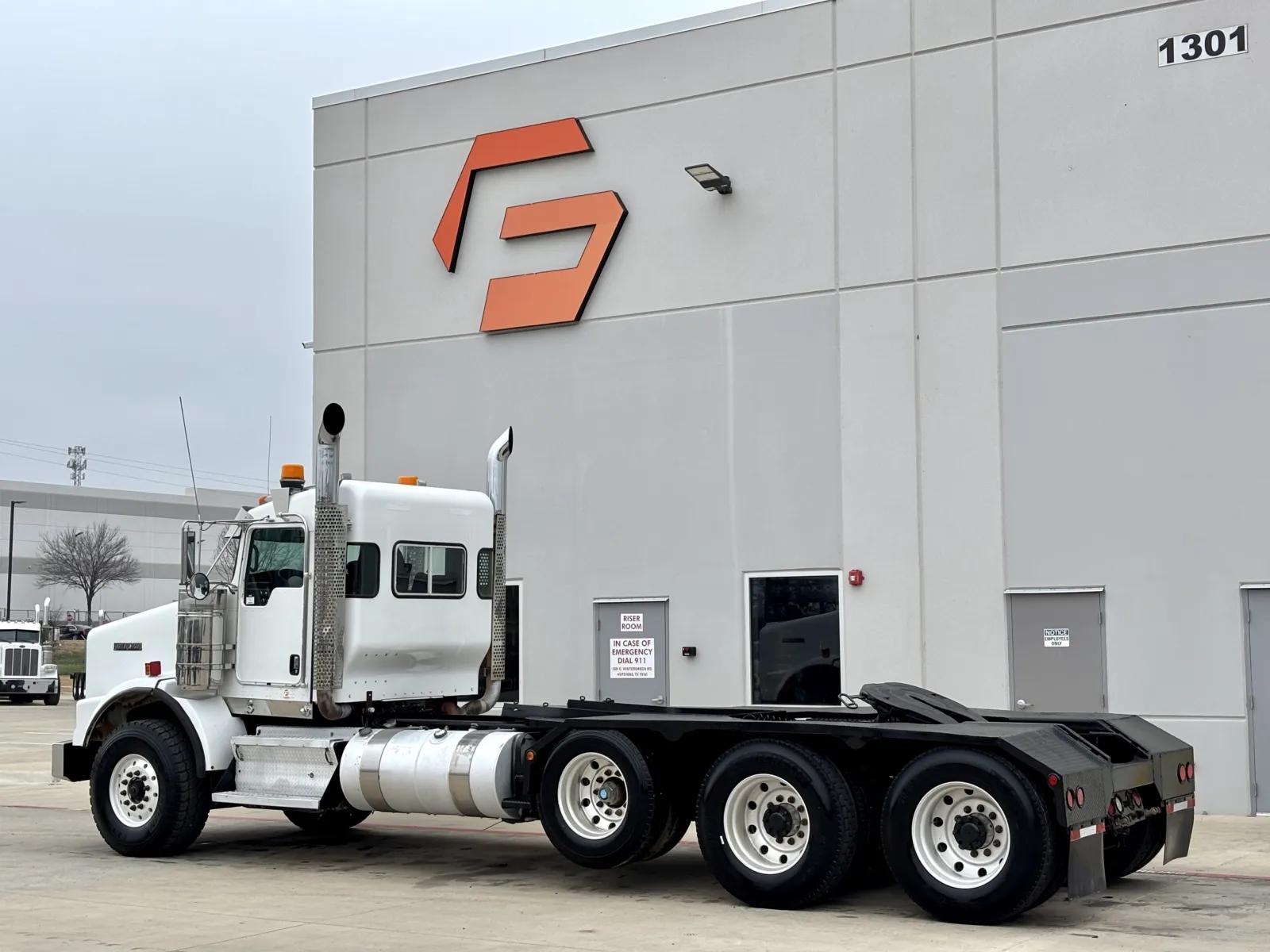 2009 Kenworth T800 in Hutchins, TX — photo 6