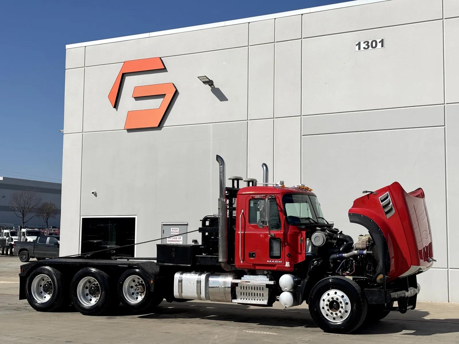 2016 Mack Granite in Hutchins, TX — photo 9