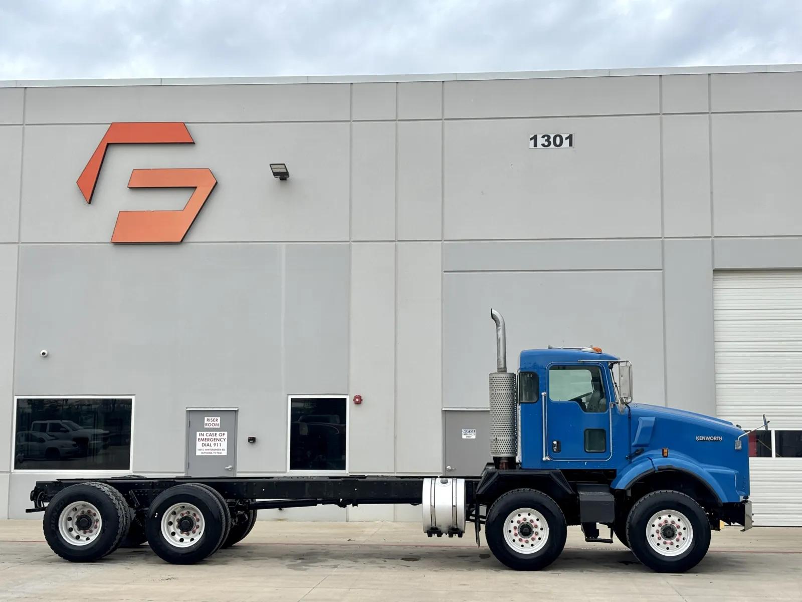 2005 Kenworth T800 in Hutchins, TX — photo 3
