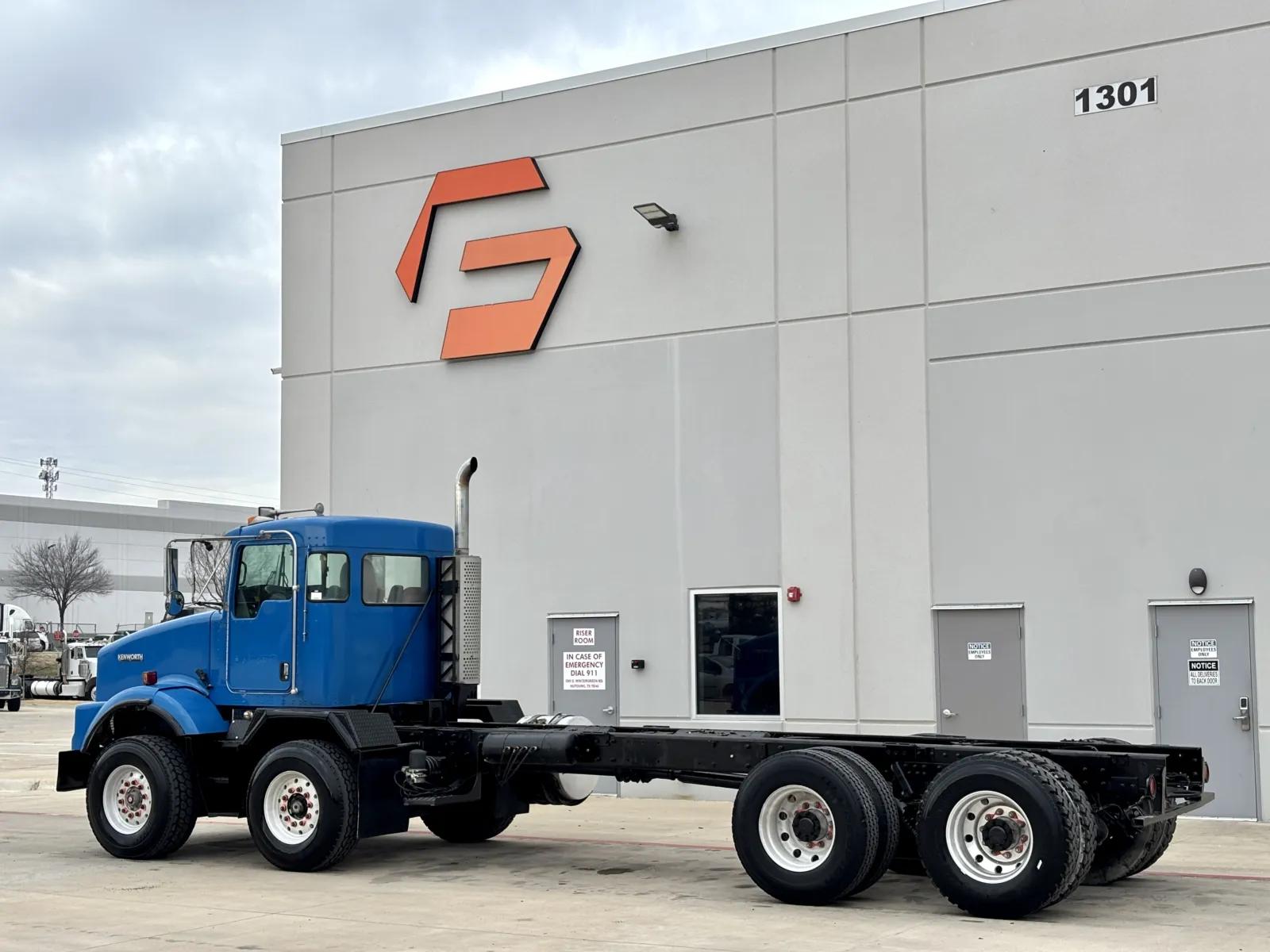 2005 Kenworth T800 in Hutchins, TX — photo 6