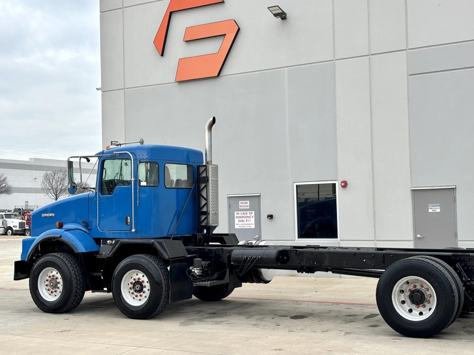 2005 Kenworth T800 in Hutchins, TX — photo 8