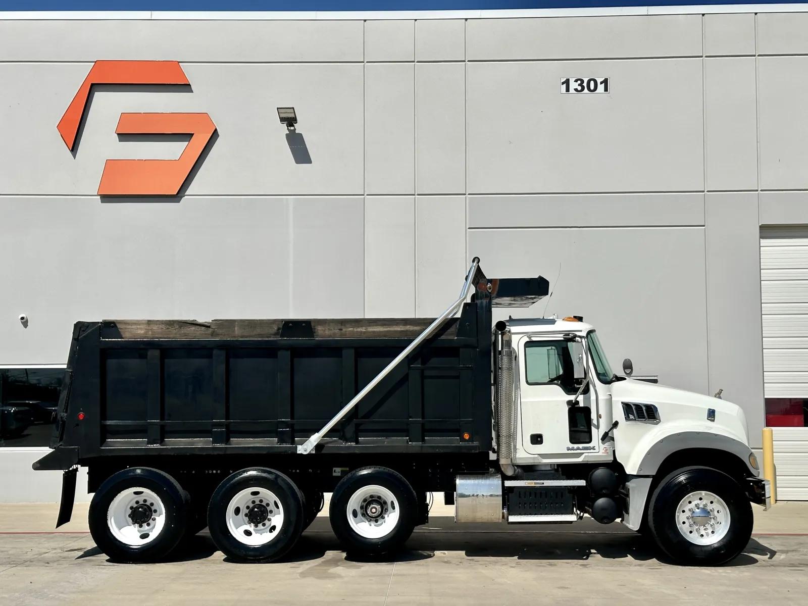 2013 Mack Granite in Hutchins, TX — photo 4