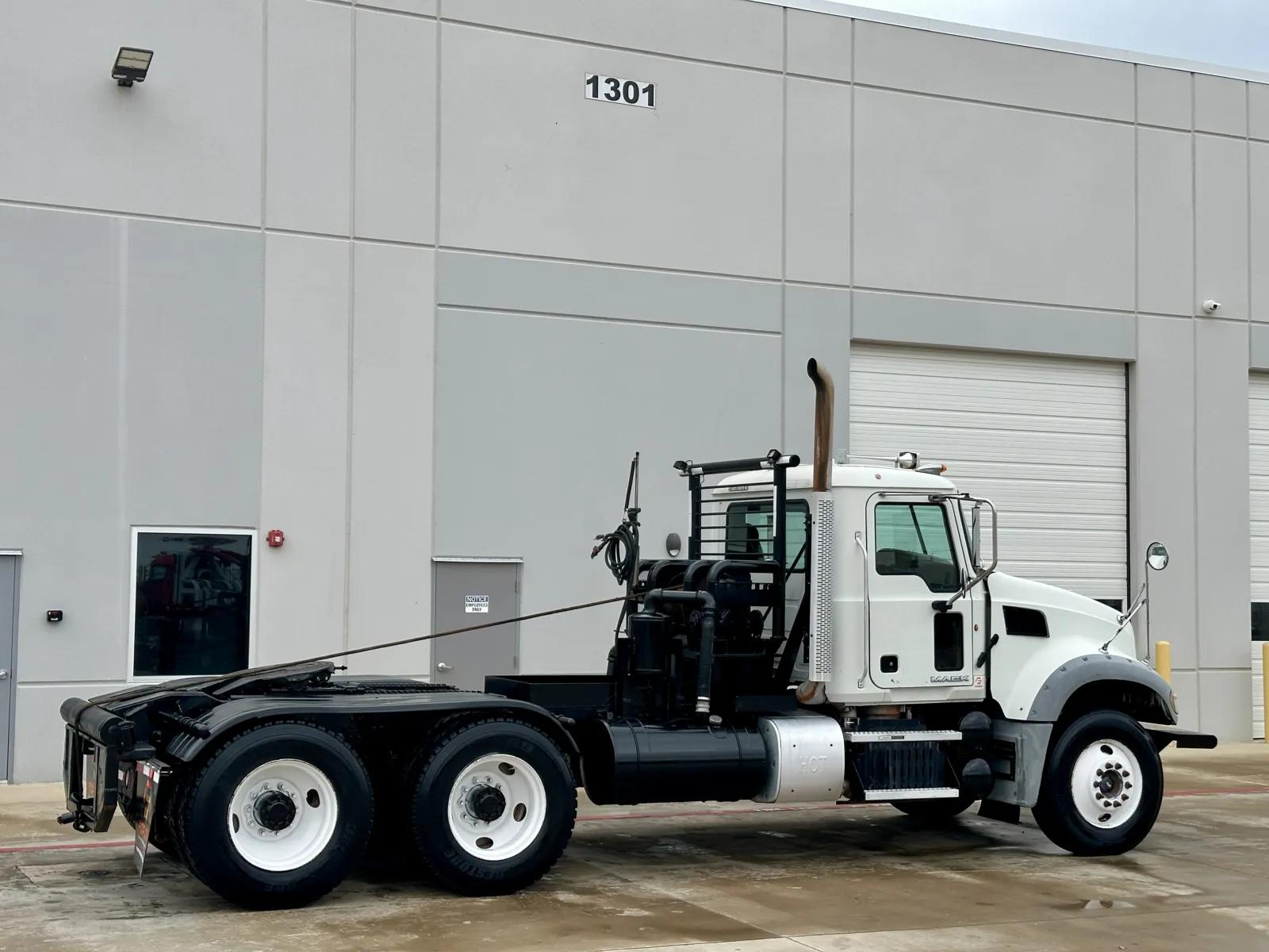 2012 Mack Granite in Hutchins, TX — photo 5