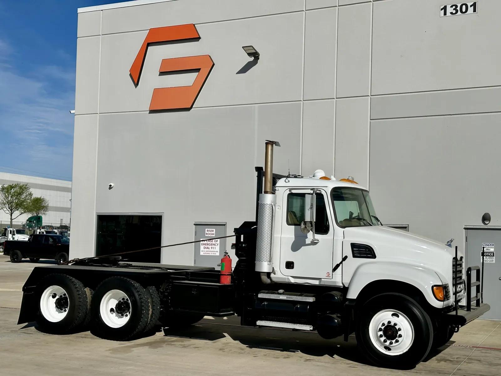 2006 Mack Granite