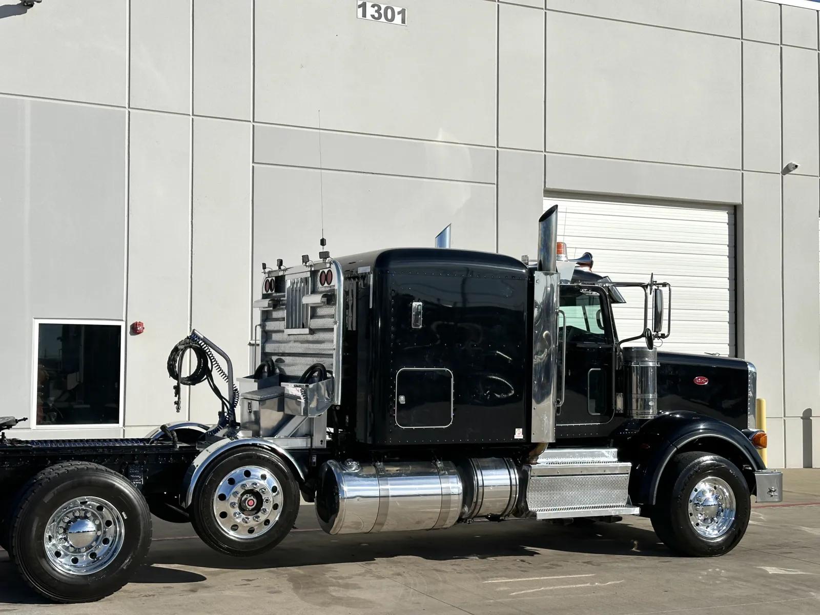 2020 Peterbilt 367 in Hutchins, TX — photo 7
