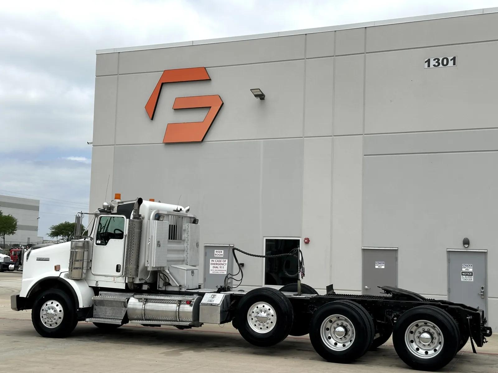 2007 Kenworth T800 in Hutchins, TX — photo 6