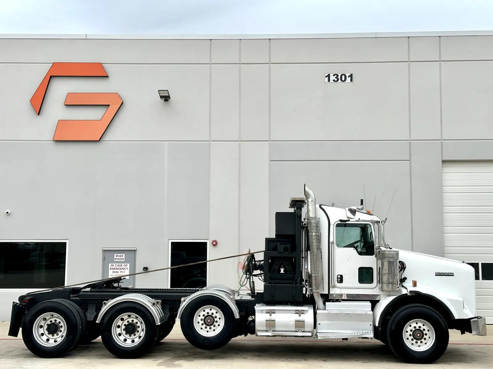 2012 Kenworth T800 in Hutchins, TX — photo 3