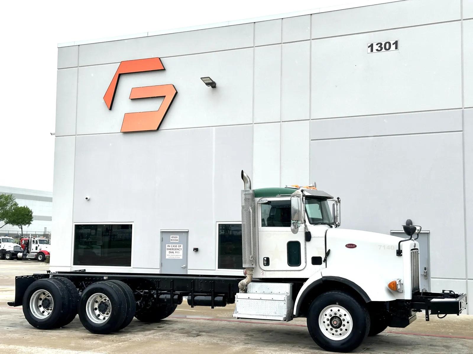 2015 Peterbilt 365