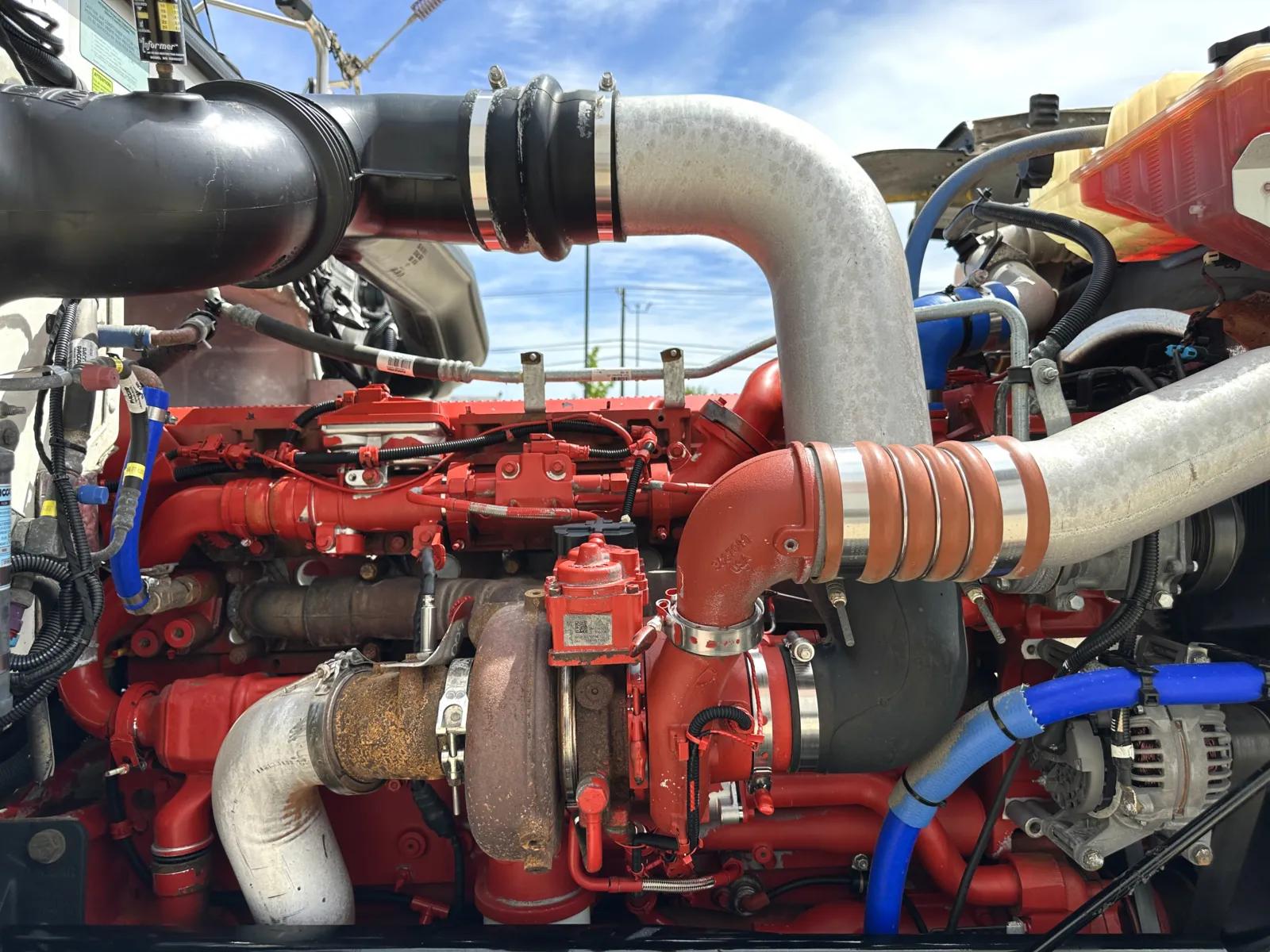 2022 Peterbilt 389 in Hutchins, TX — photo 12