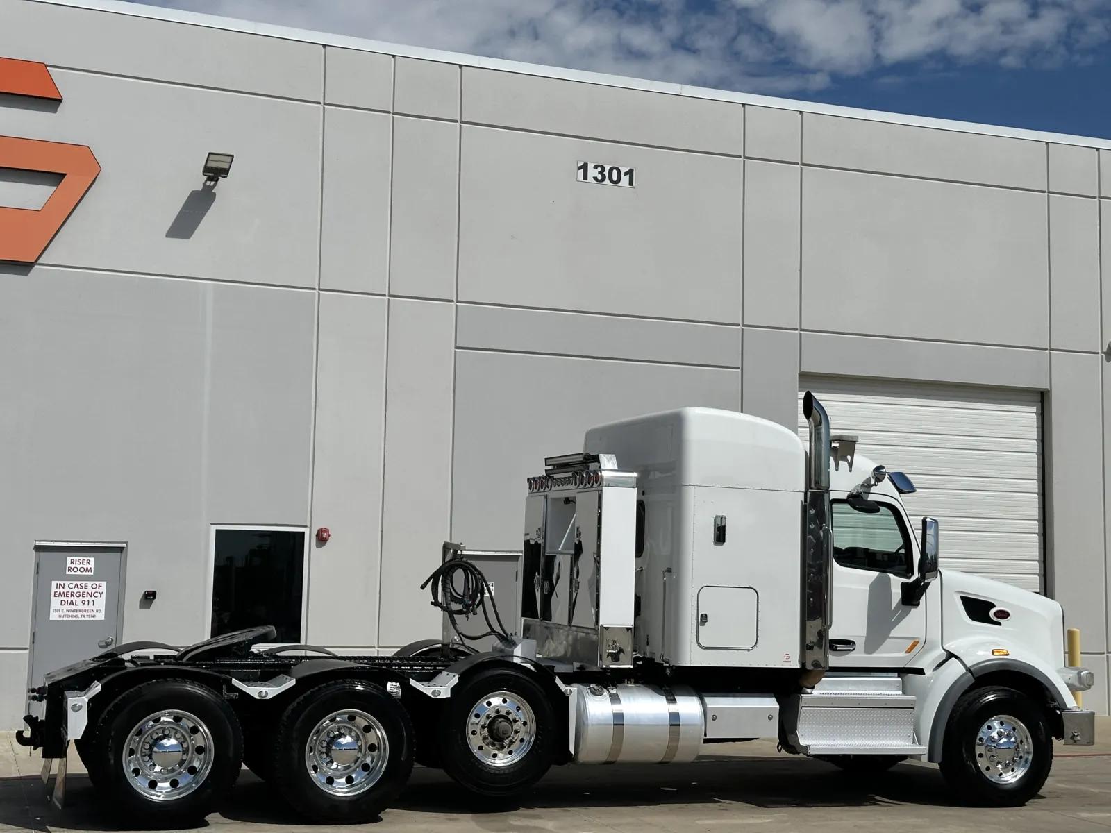 2022 Peterbilt 567 in Hutchins, TX — photo 5