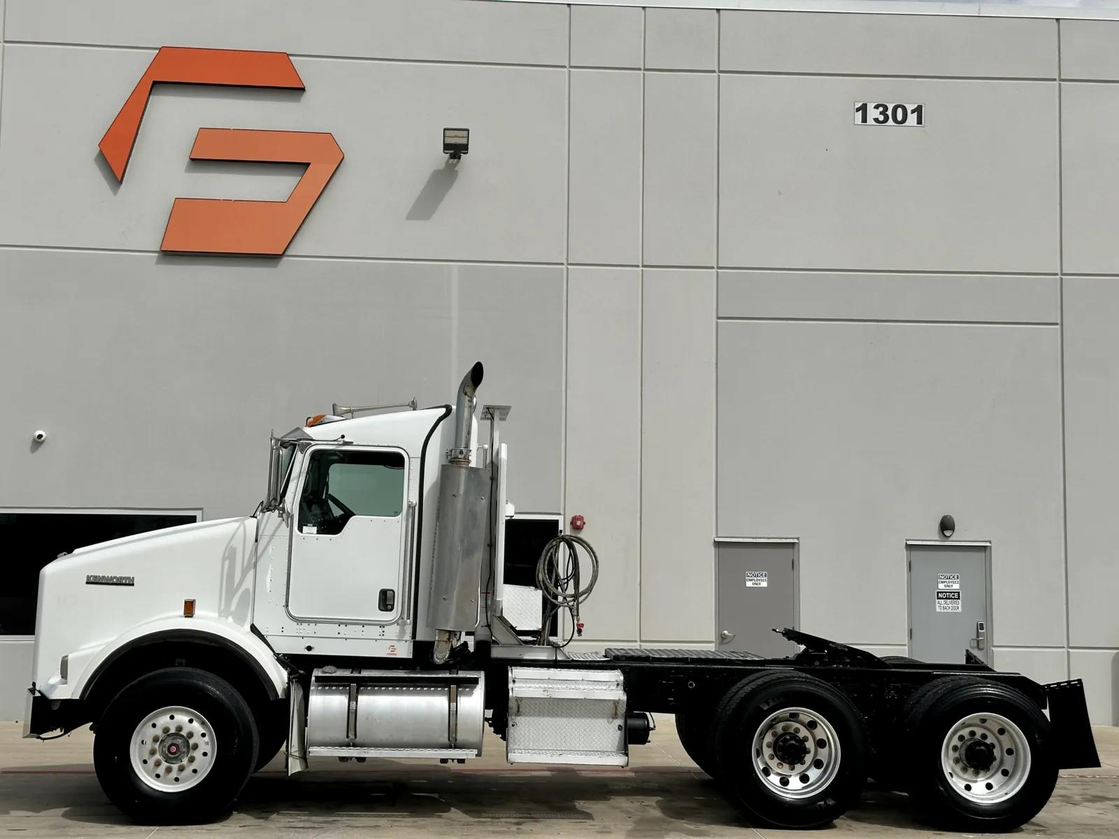 2007 Kenworth T800 in Hutchins, TX — photo 4