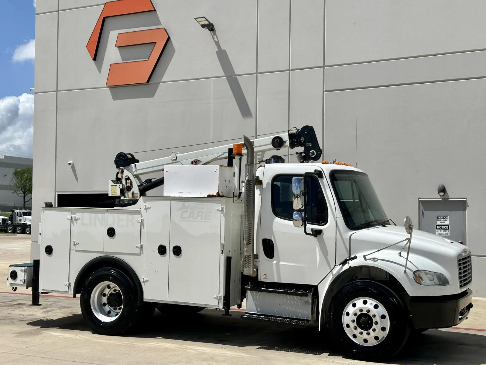 2018 Freightliner M2 106