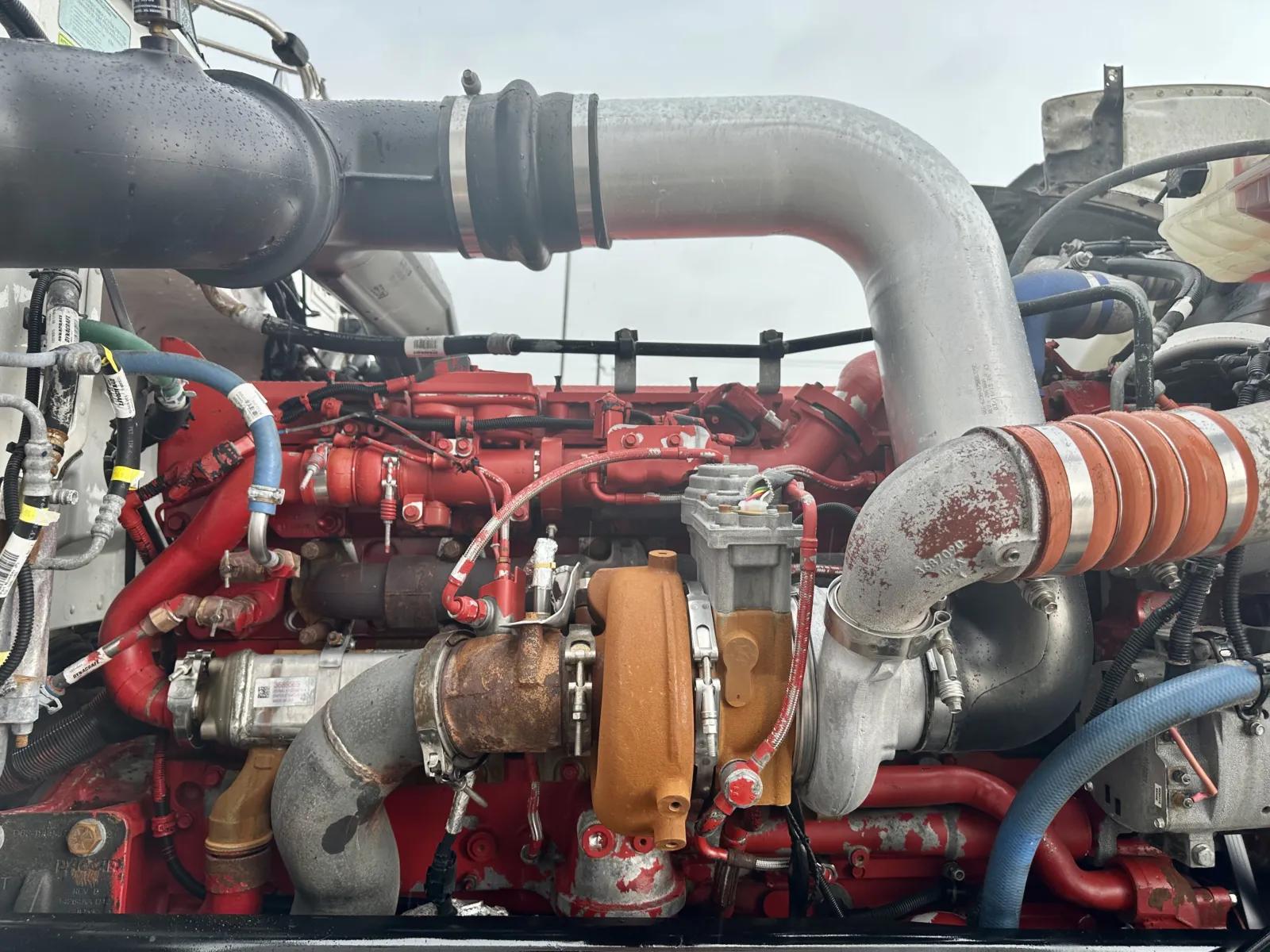 2016 Peterbilt 389 in Hutchins, TX — photo 11