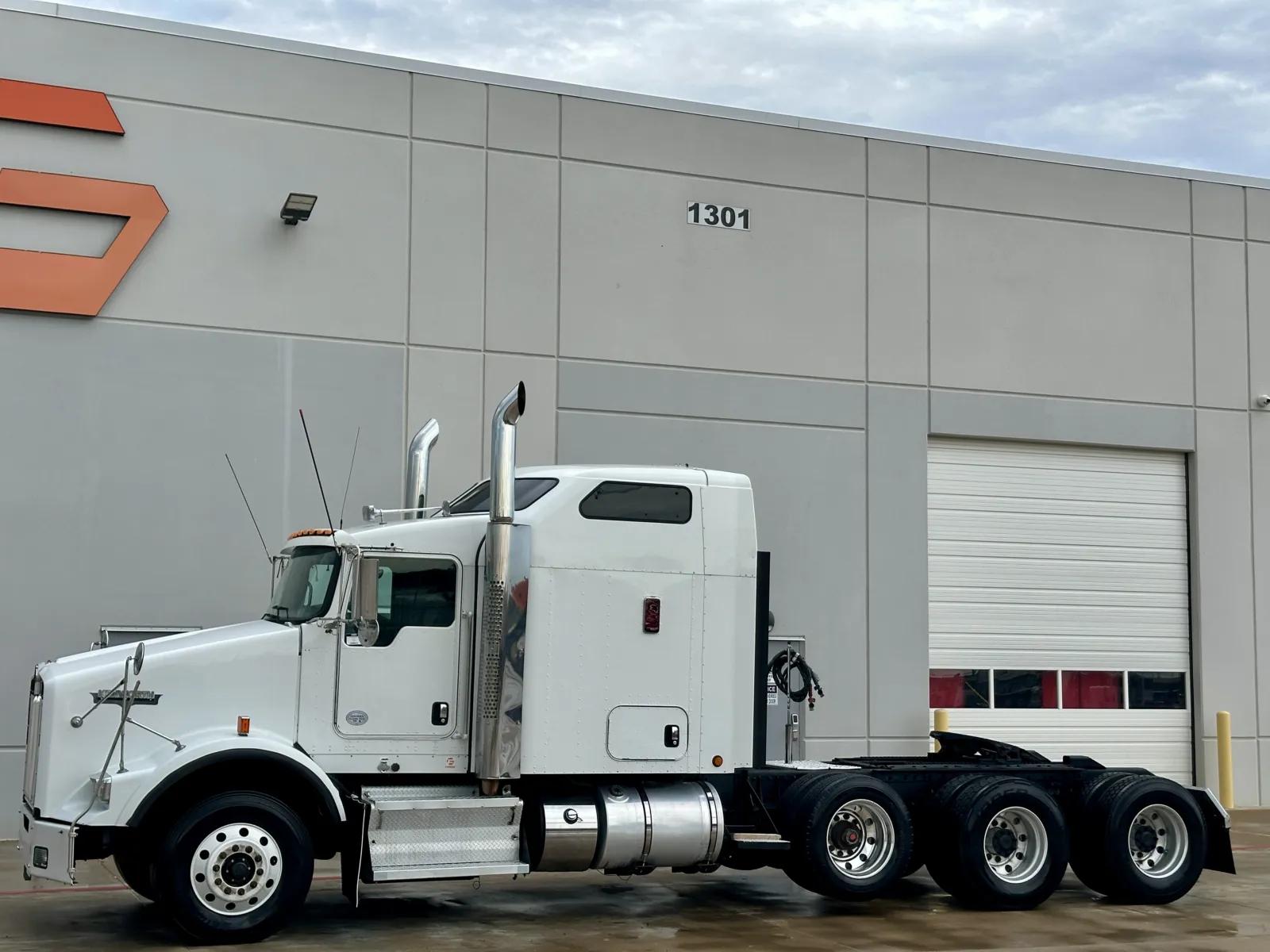 2012 Kenworth T800 in Hutchins, TX — photo 2