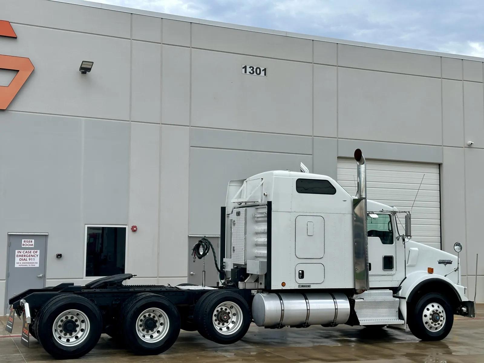 2012 Kenworth T800 in Hutchins, TX — photo 5