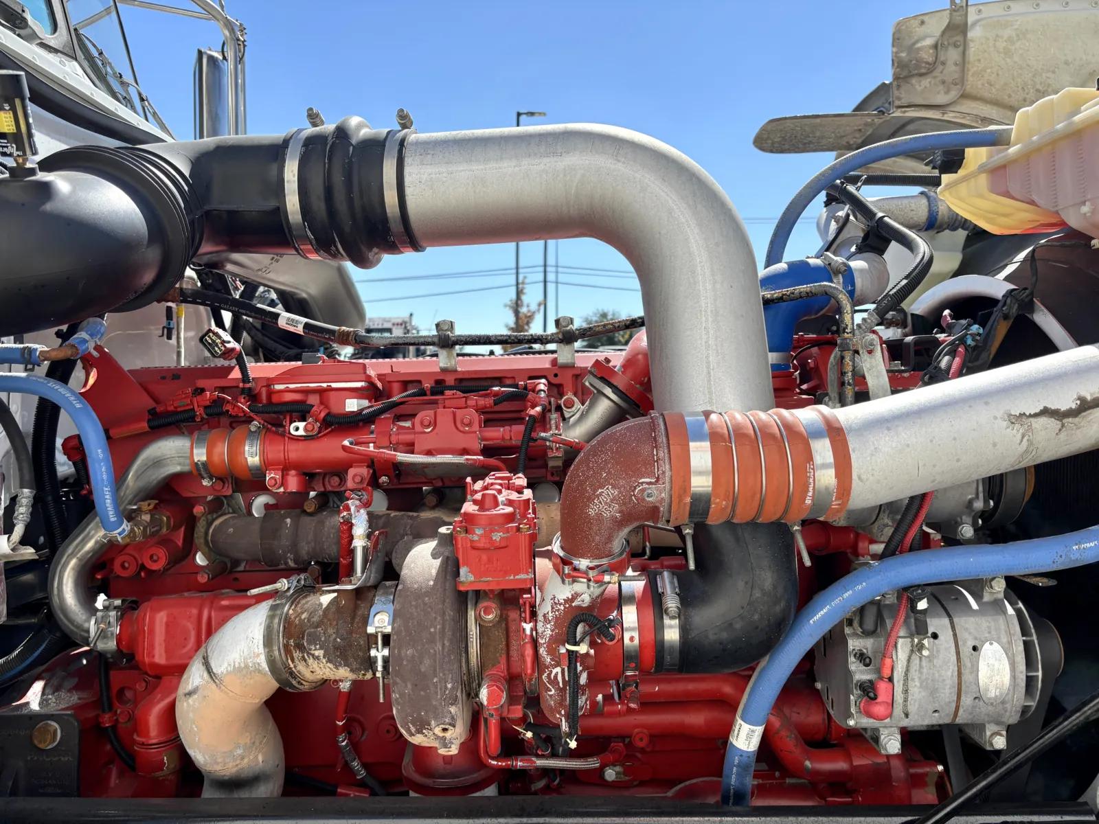 2020 Peterbilt 389 in Hutchins, TX — photo 12