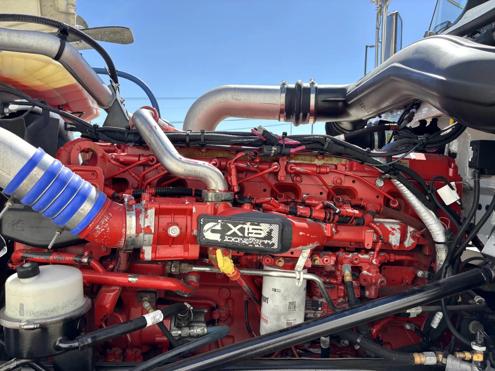 2020 Peterbilt 389 in Hutchins, TX — photo 13