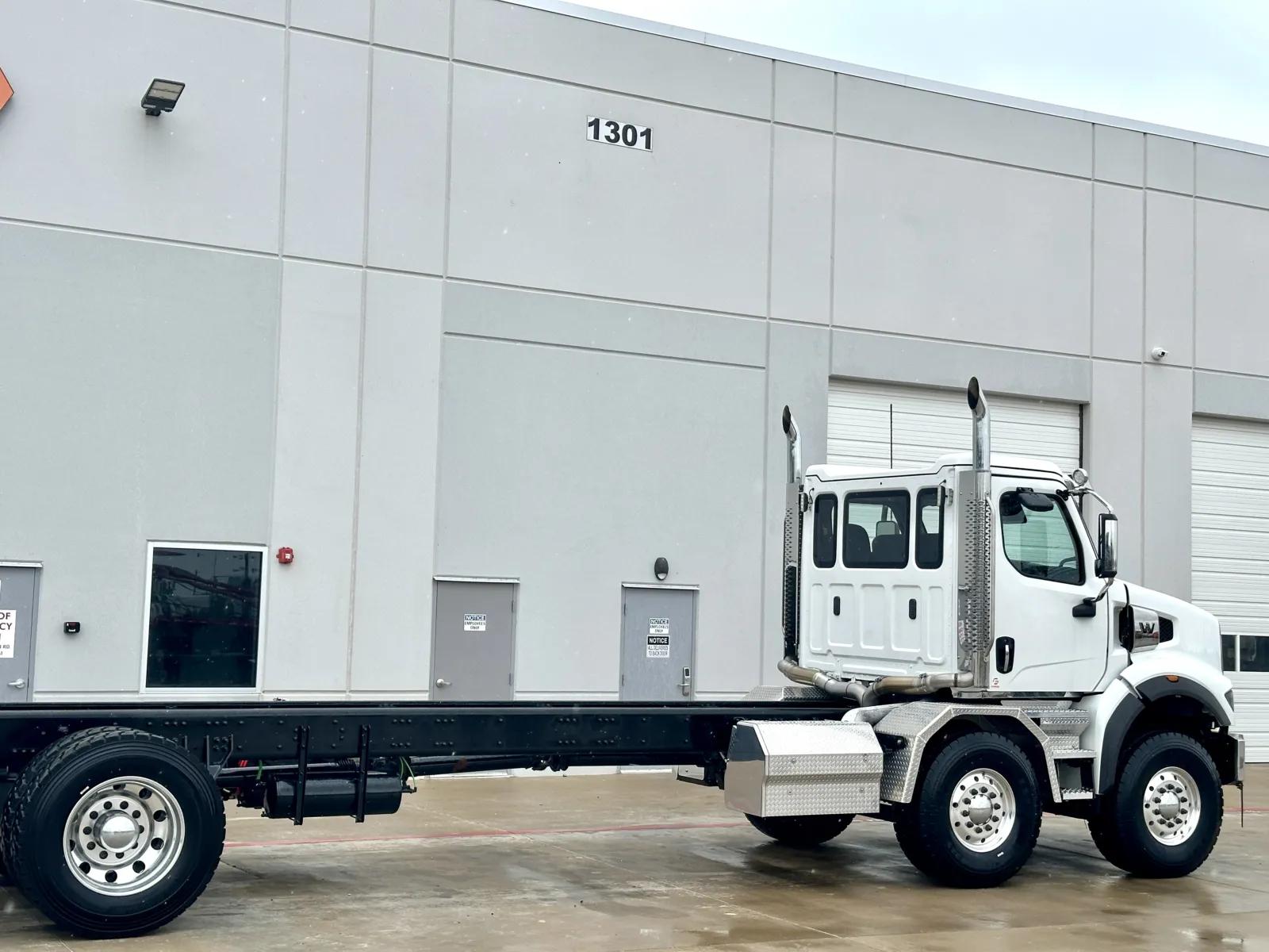 2022 Western Star 49X in Hutchins, TX — photo 7