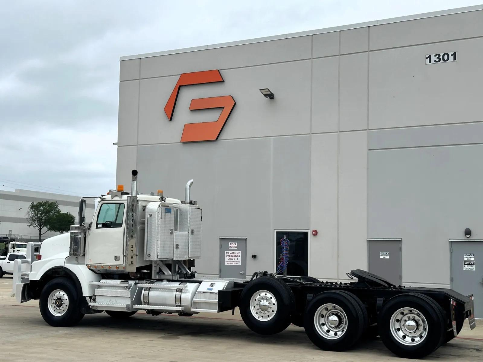 2012 Western Star 4900 in Hutchins, TX — photo 6