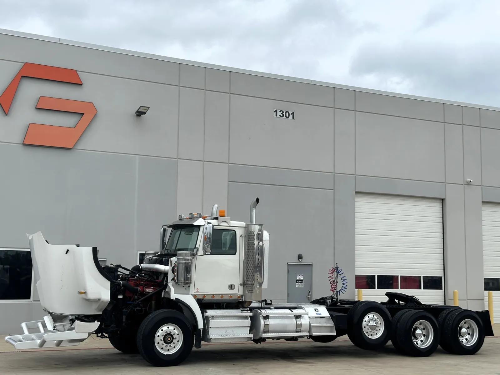 2012 Western Star 4900 in Hutchins, TX — photo 10
