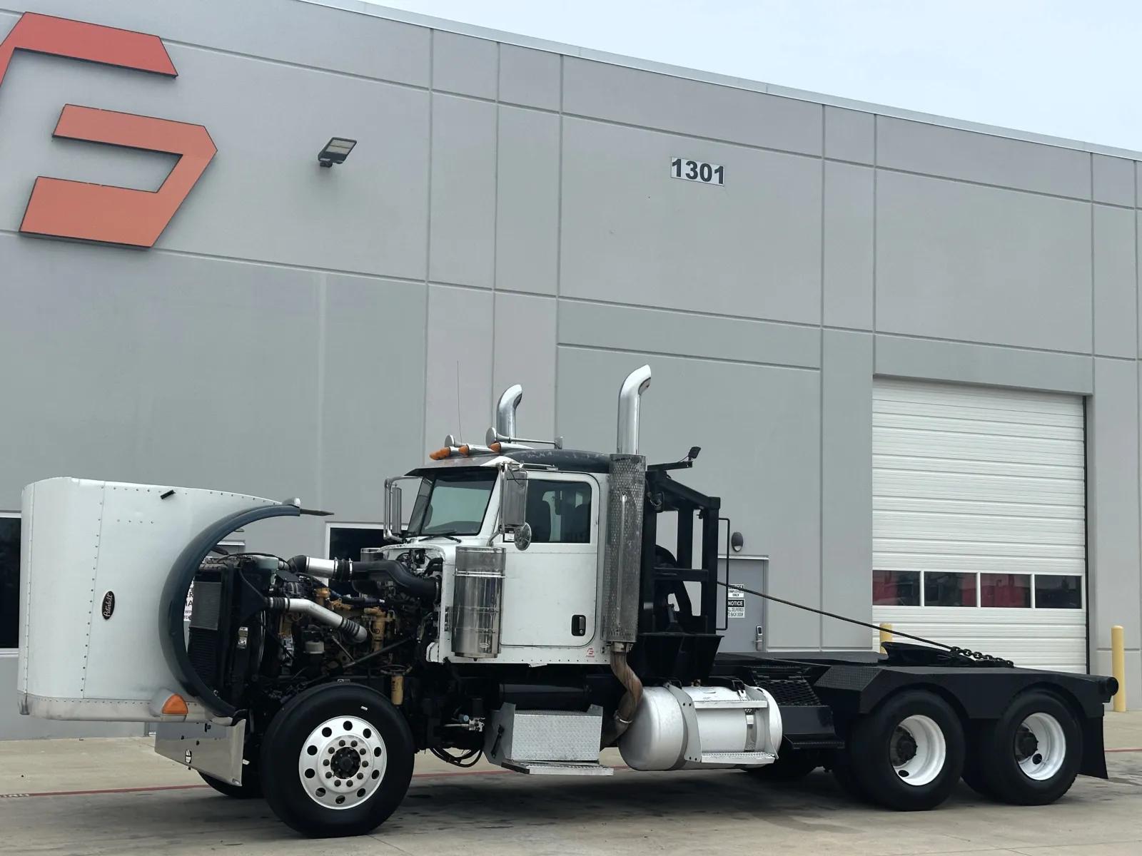 2008 Peterbilt 388 in Hutchins, TX — photo 10