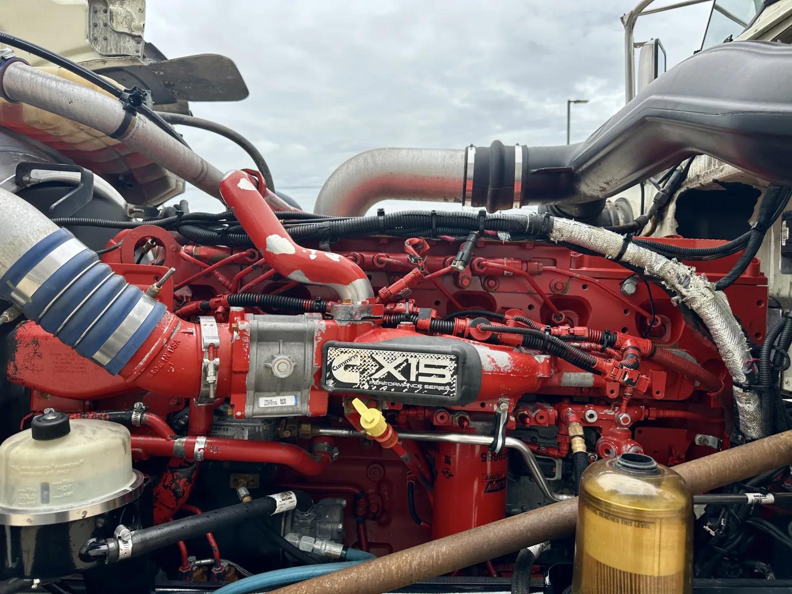 2018 Peterbilt 389 in Hutchins, TX — photo 13