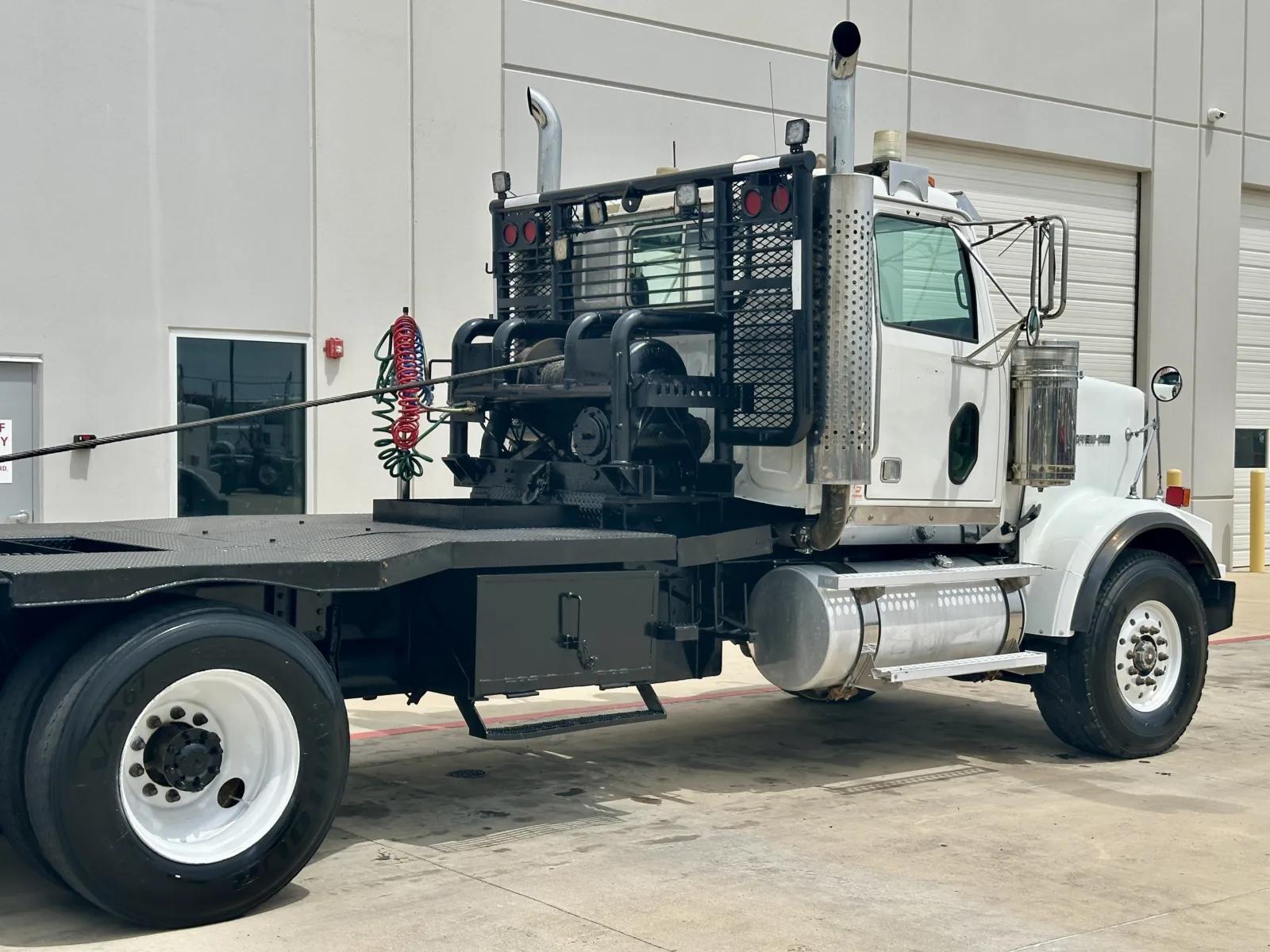 2007 Western Star 4900 in Hutchins, TX — photo 7
