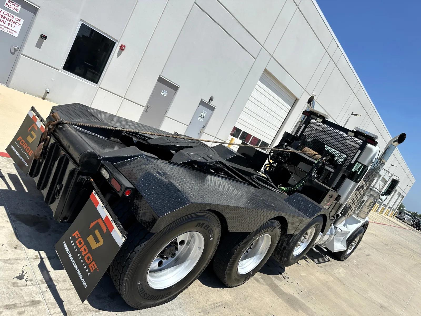 2016 Kenworth T800 in Hutchins, TX — photo 11