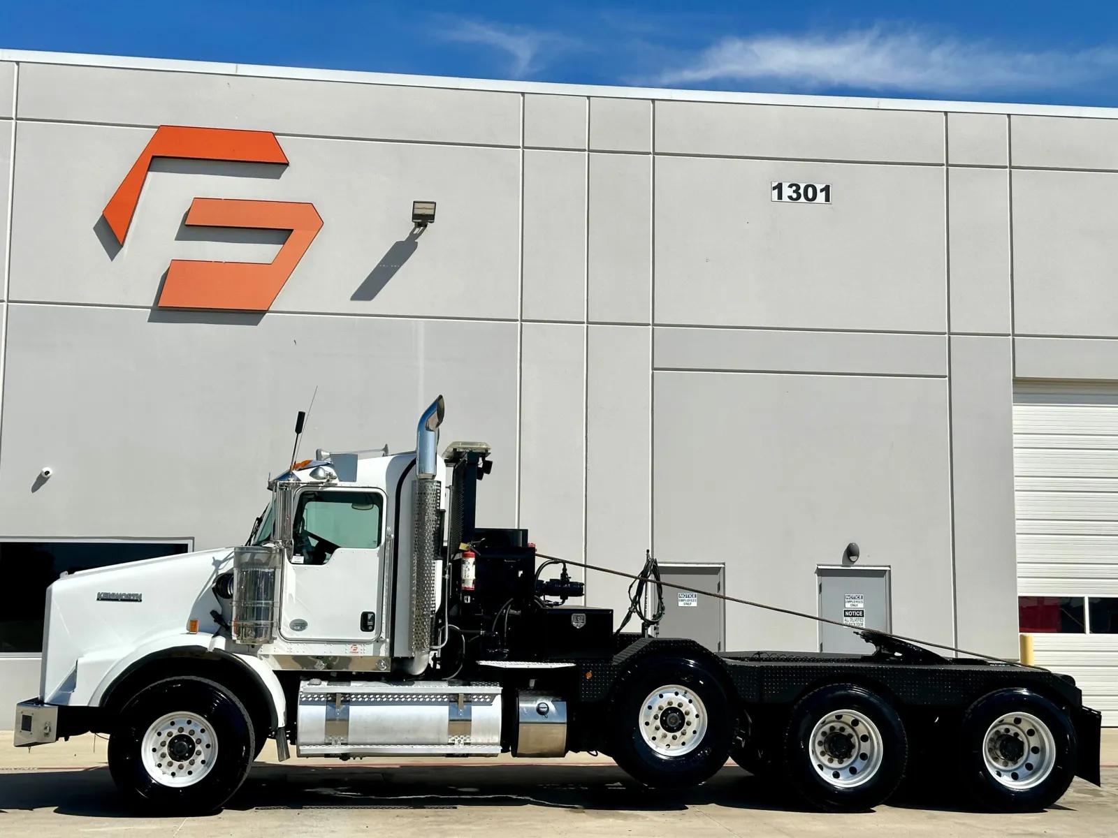 2016 Kenworth T800 in Hutchins, TX — photo 4