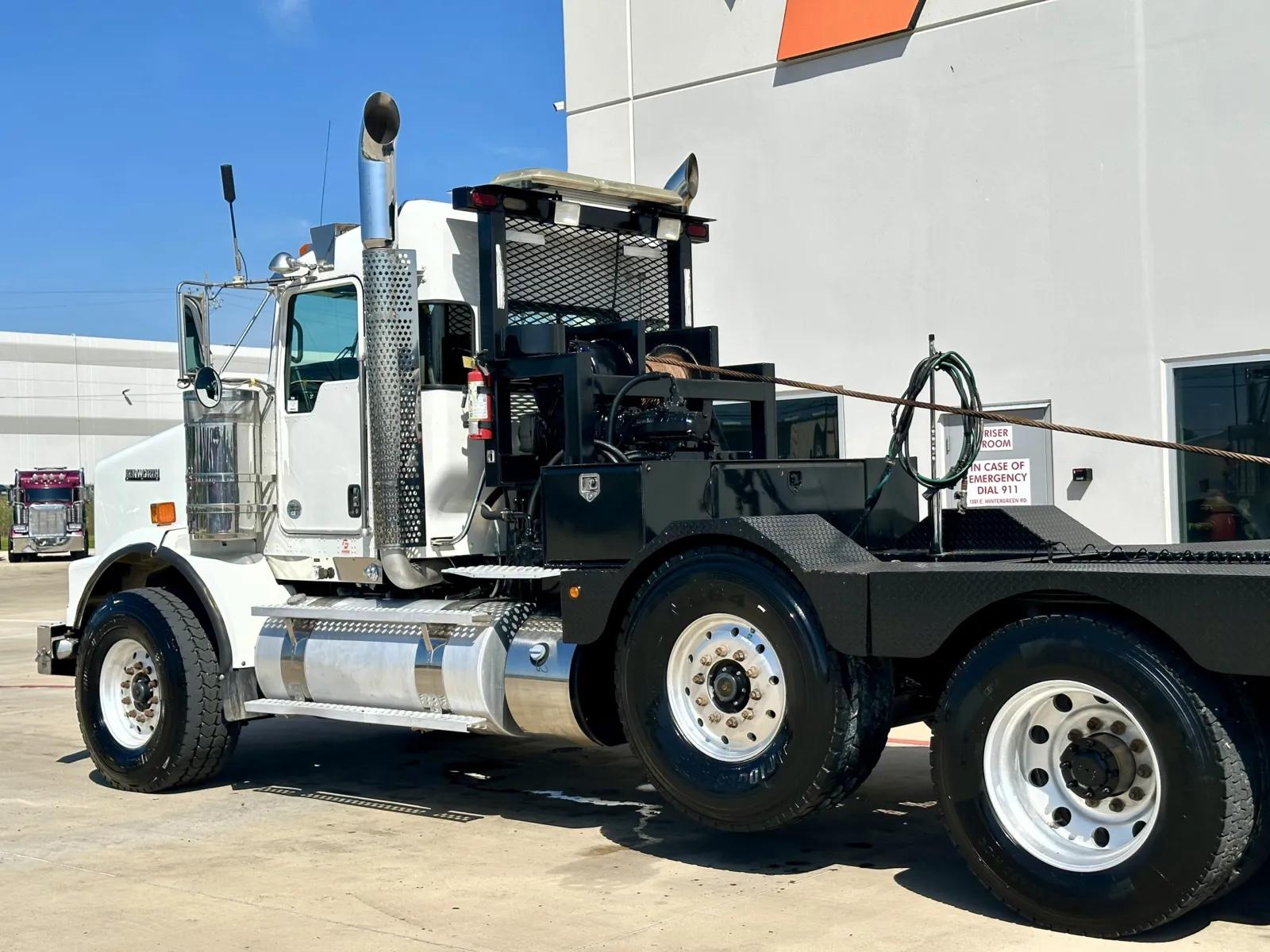2016 Kenworth T800 in Hutchins, TX — photo 8