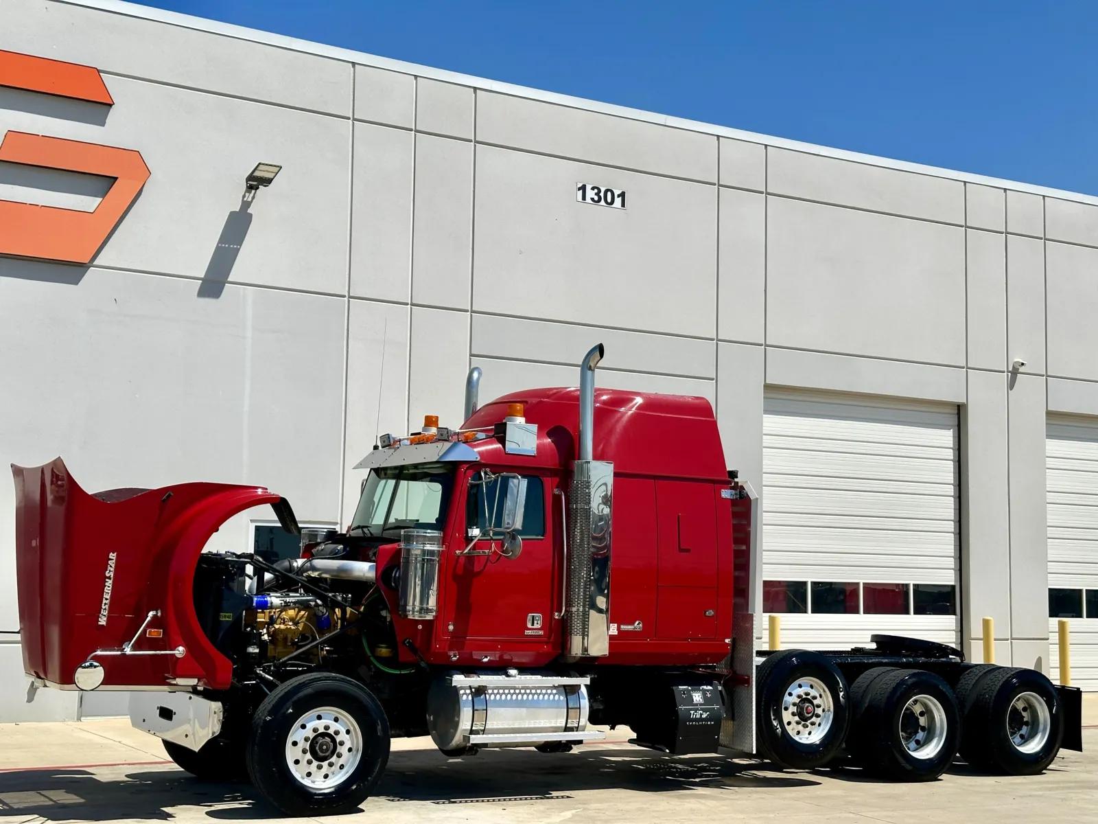 2016 Western Star 4900 in Hutchins, TX — photo 10