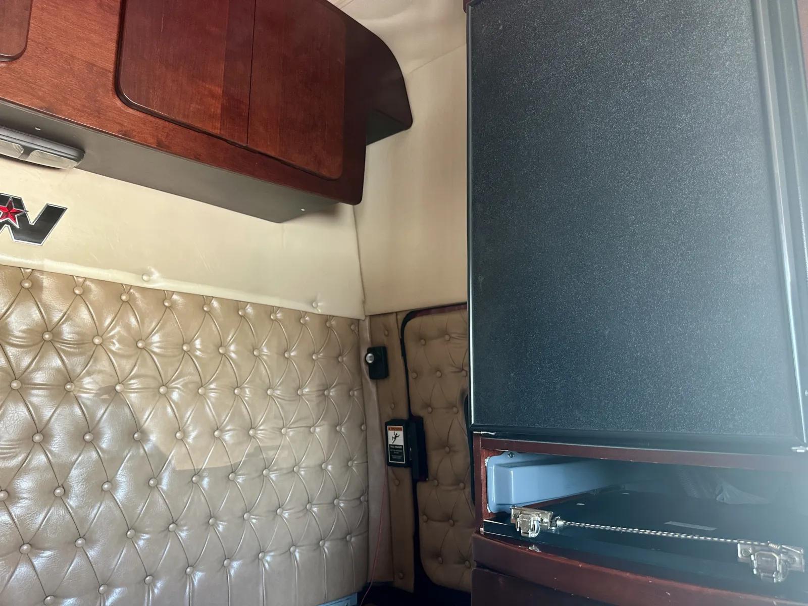 2016 Western Star 4900 in Hutchins, TX — photo 24