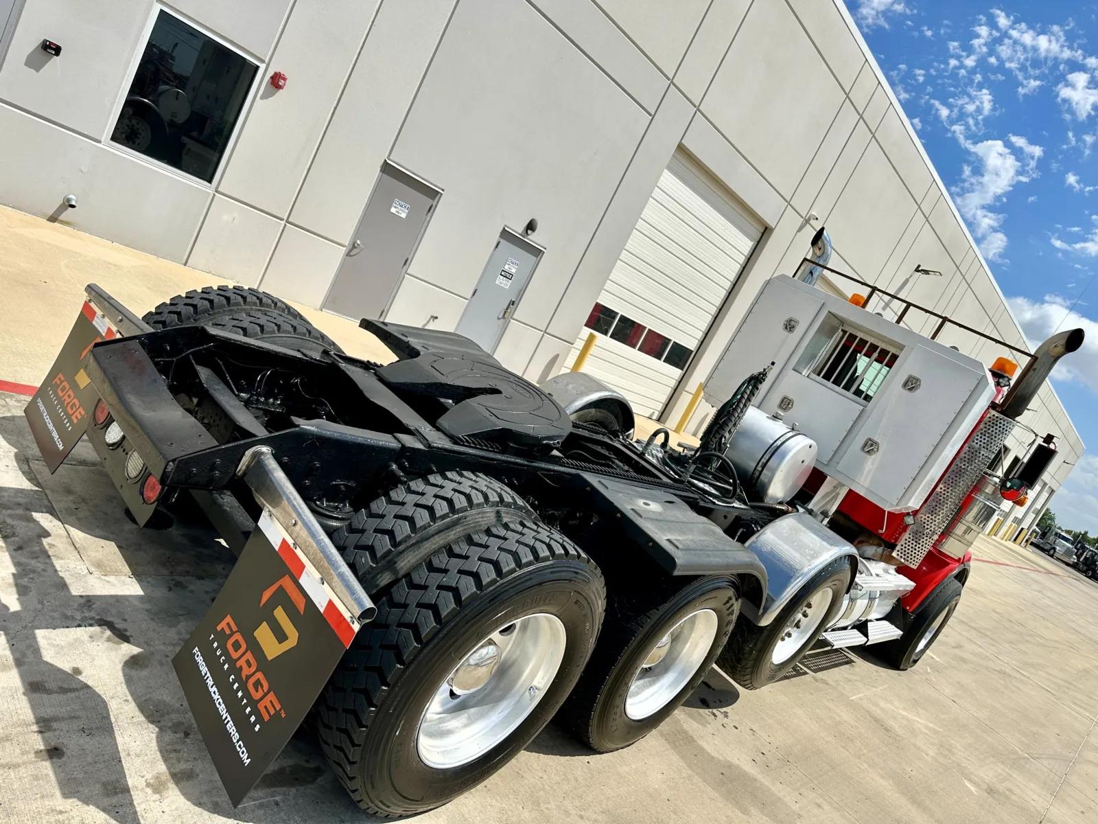 2008 Kenworth T800 in Hutchins, TX — photo 11