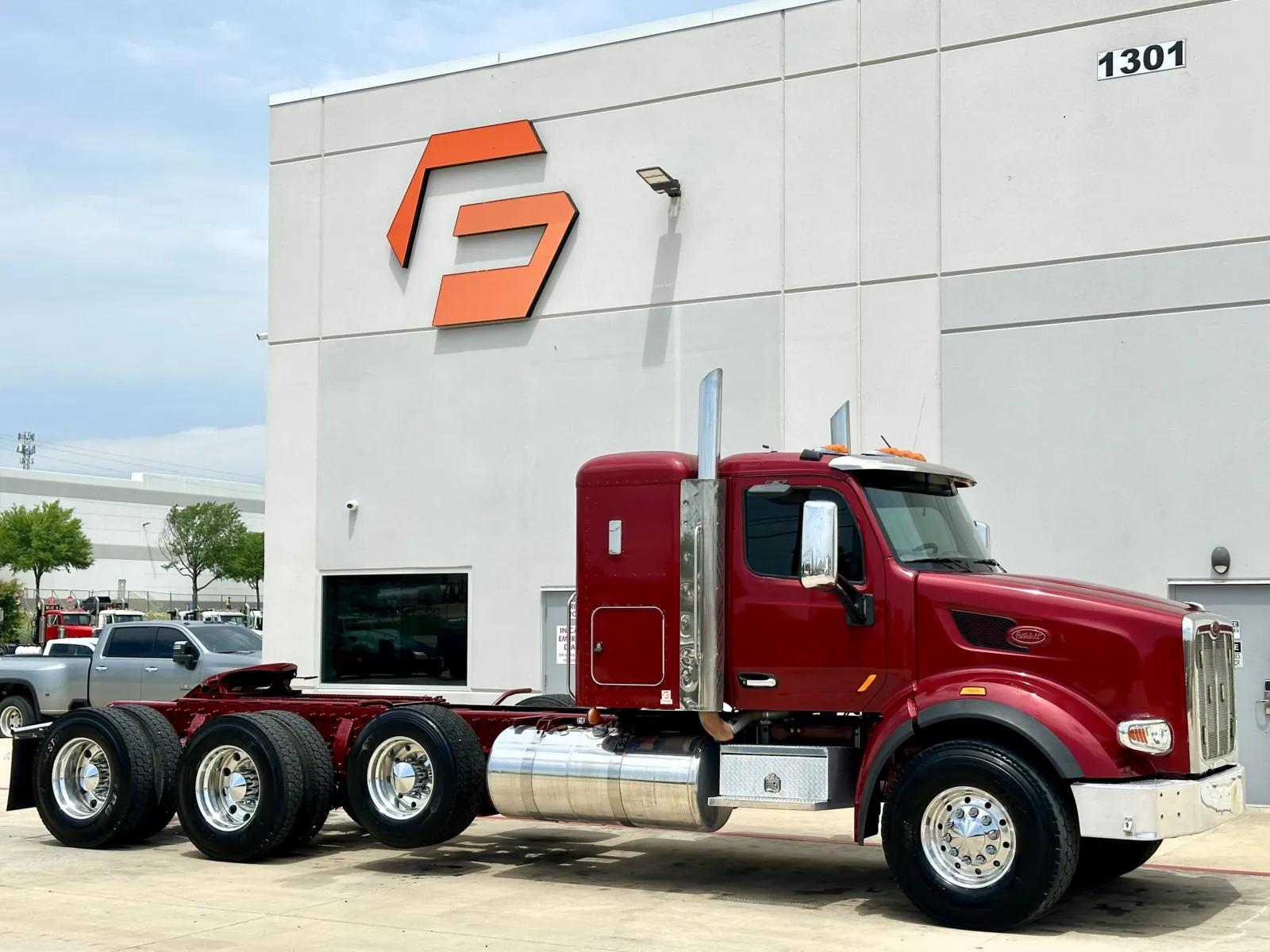2015 Peterbilt 567