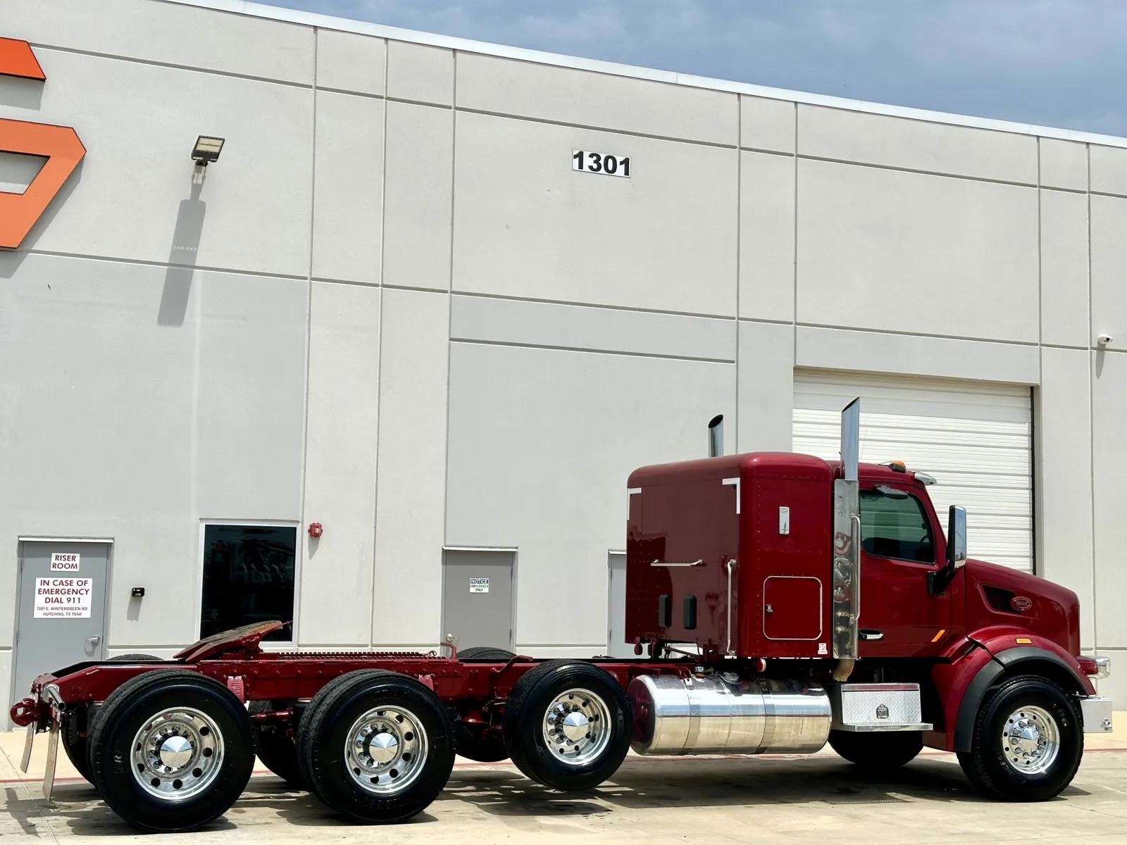 2015 Peterbilt 567 in Hutchins, TX — photo 5