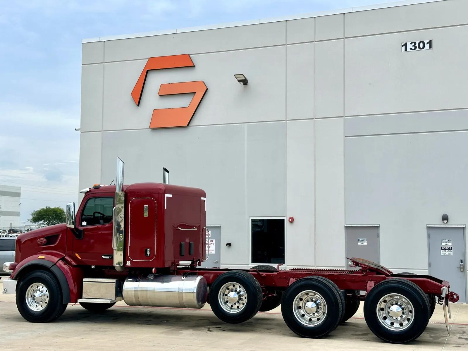 2015 Peterbilt 567 in Hutchins, TX — photo 6