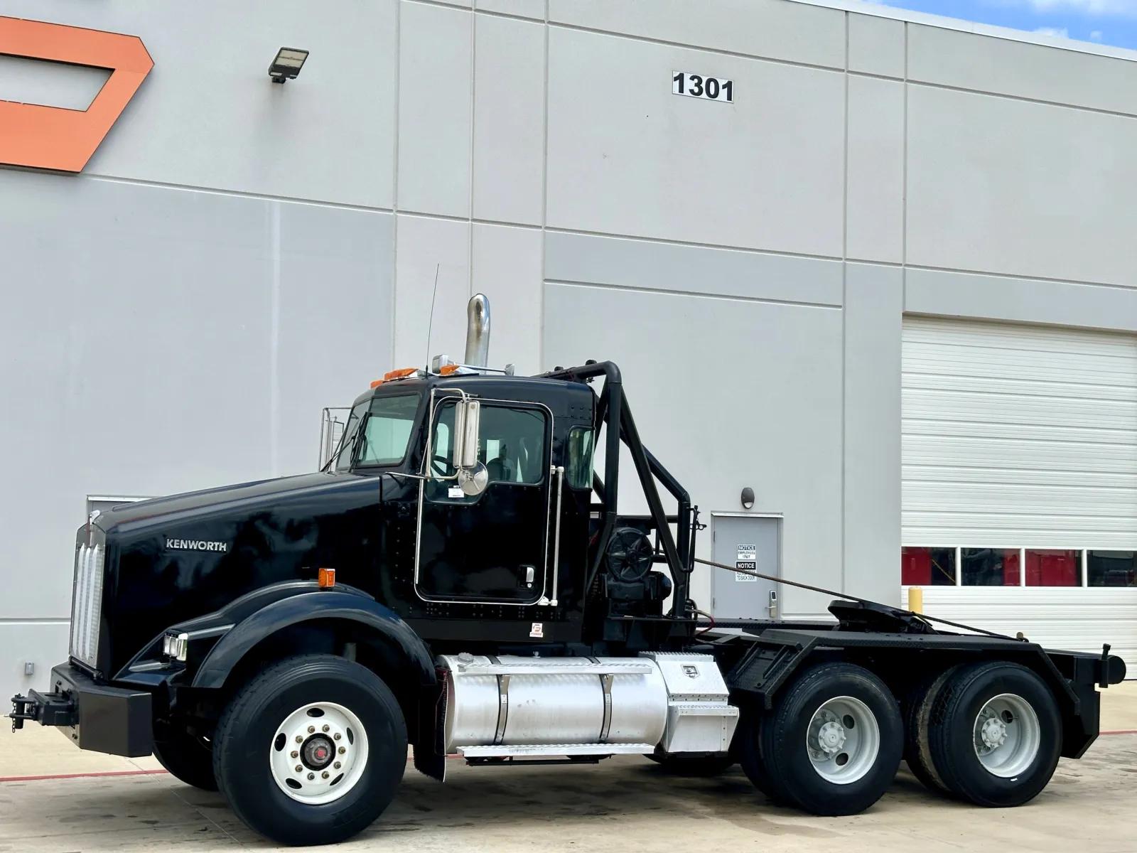 2008 Kenworth T800 in Hutchins, TX — photo 2