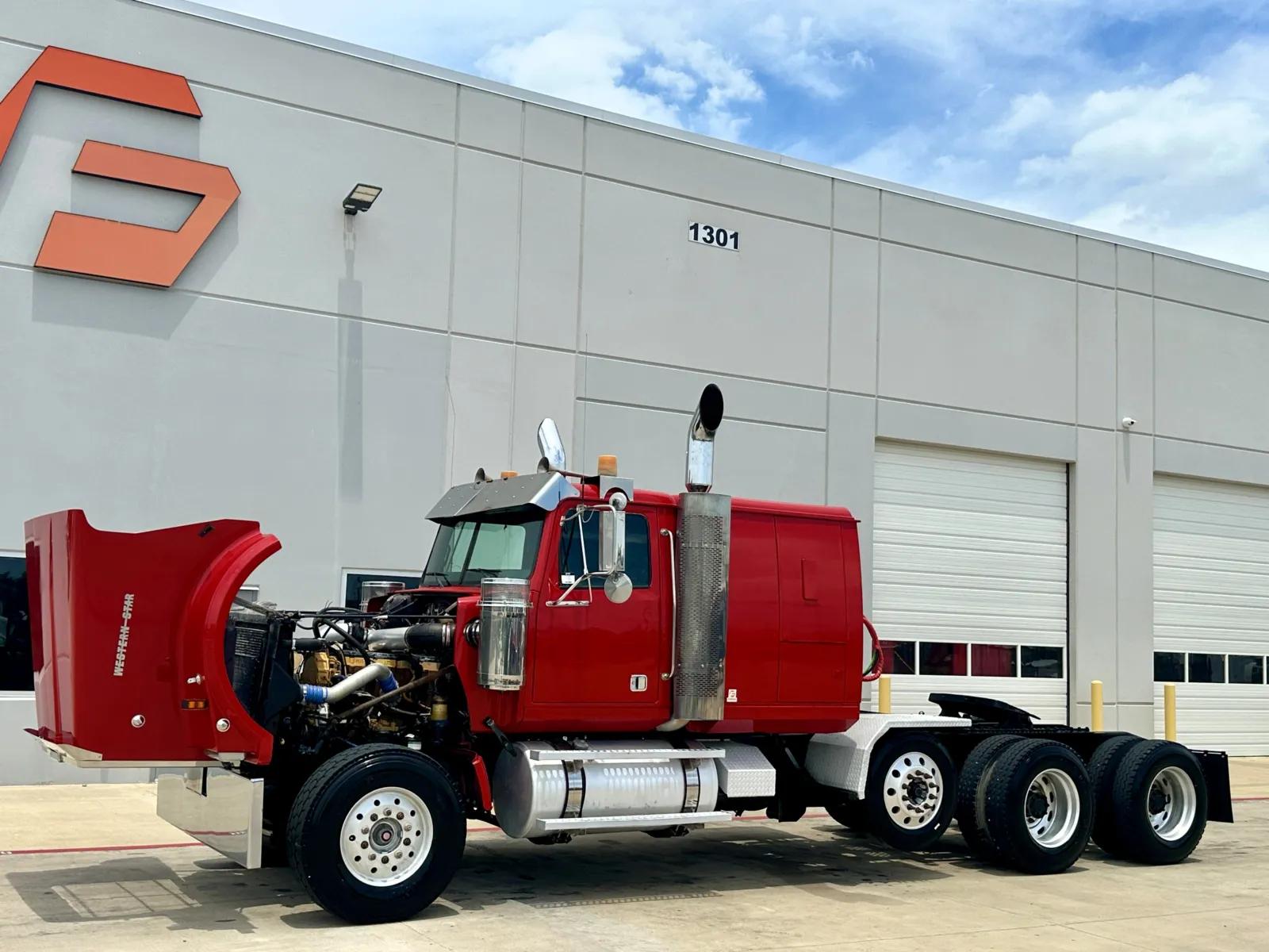 2007 Western Star 4900 in Hutchins, TX — photo 10