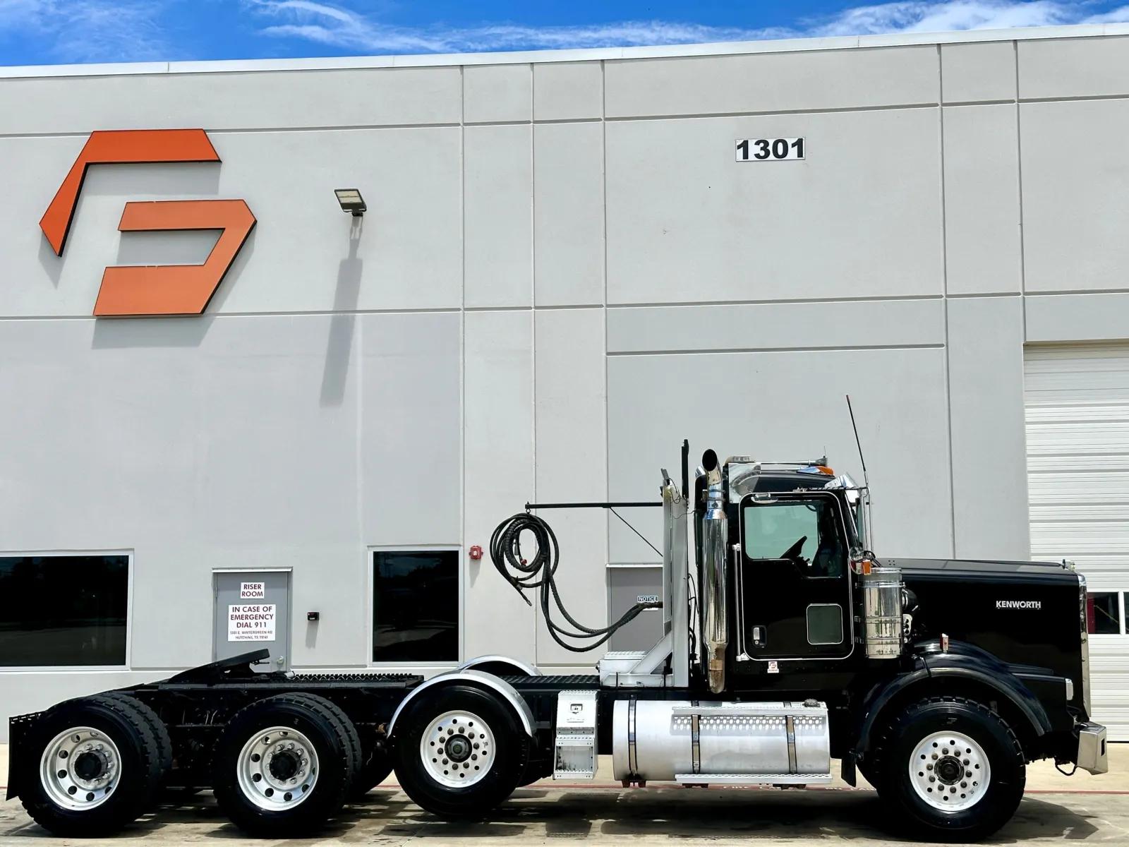 2006 Kenworth T800 in Hutchins, TX — photo 3