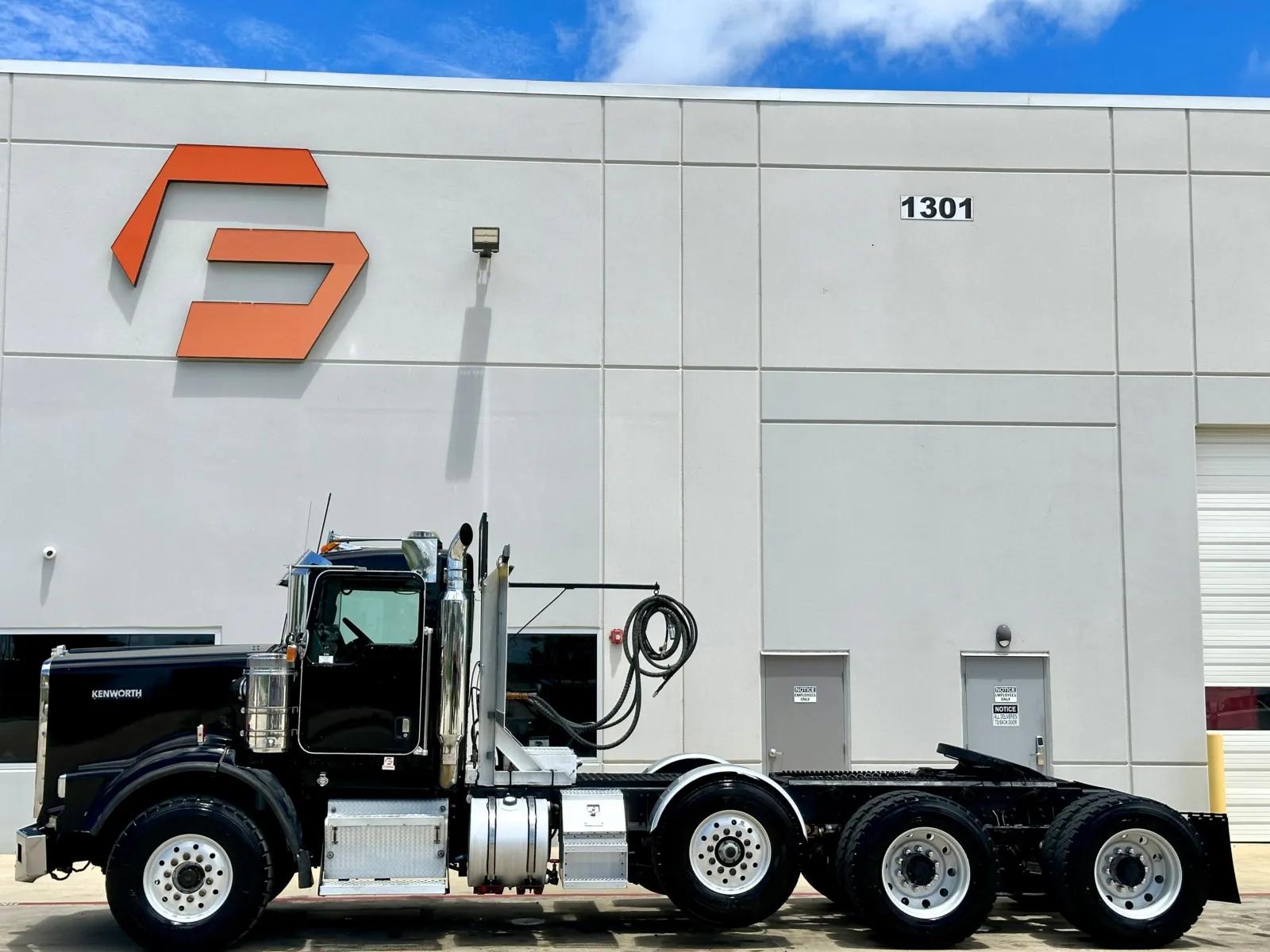 2006 Kenworth T800 in Hutchins, TX — photo 4