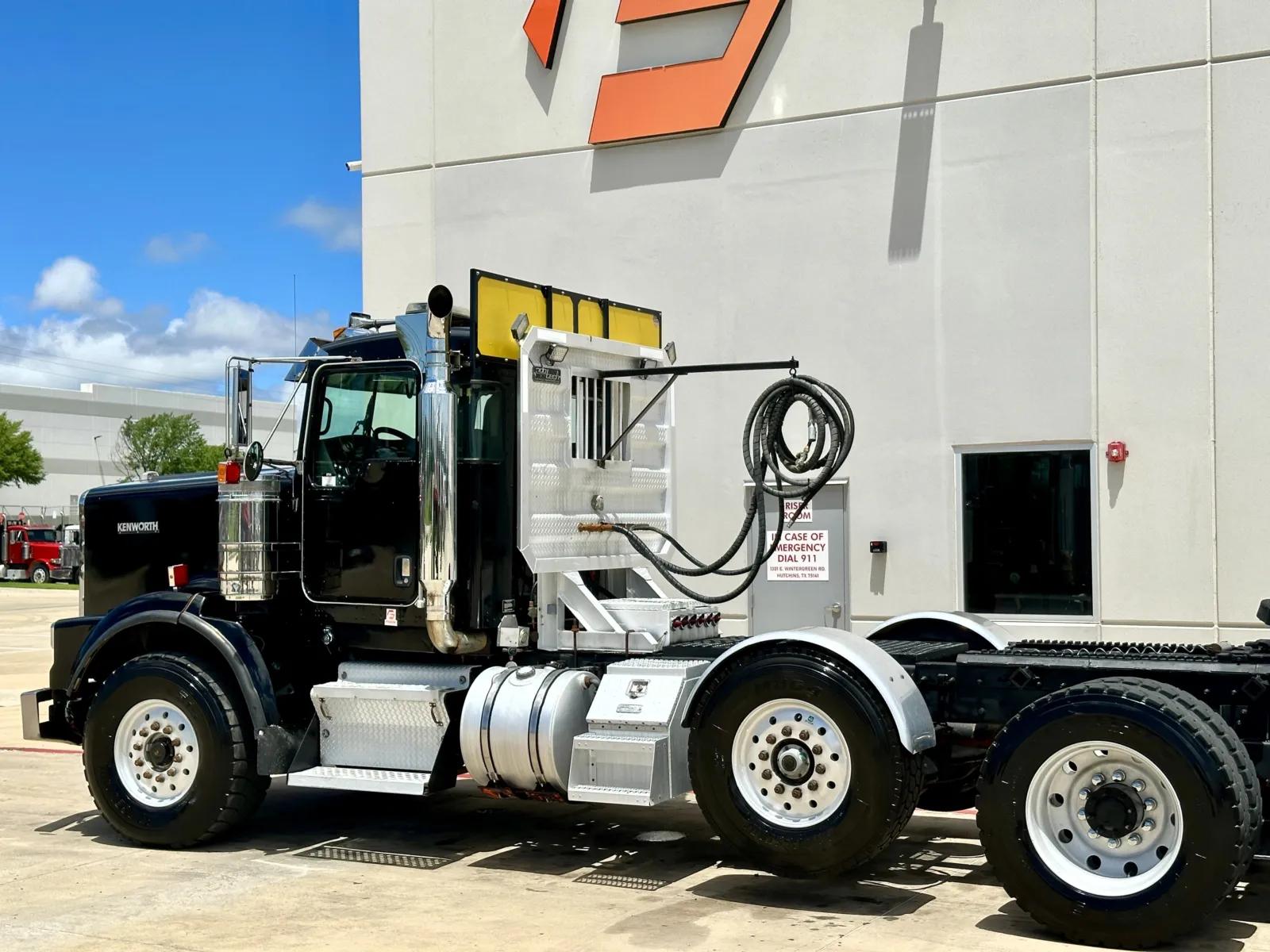 2006 Kenworth T800 in Hutchins, TX — photo 8
