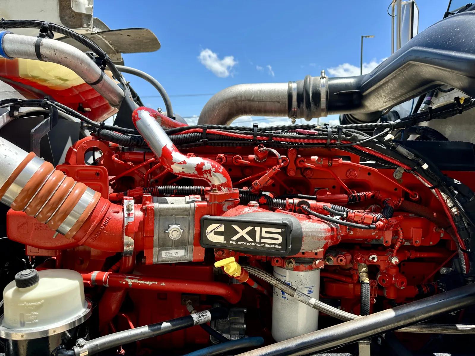 2019 Peterbilt 389 in Hutchins, TX — photo 13