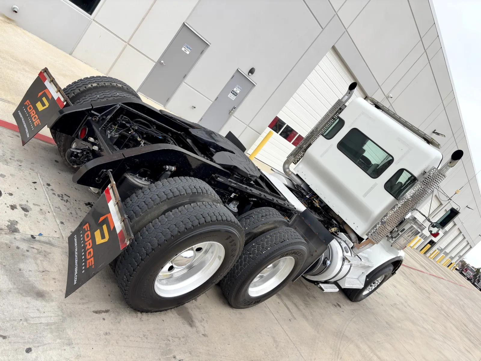 2013 Kenworth T800 in Hutchins, TX — photo 11